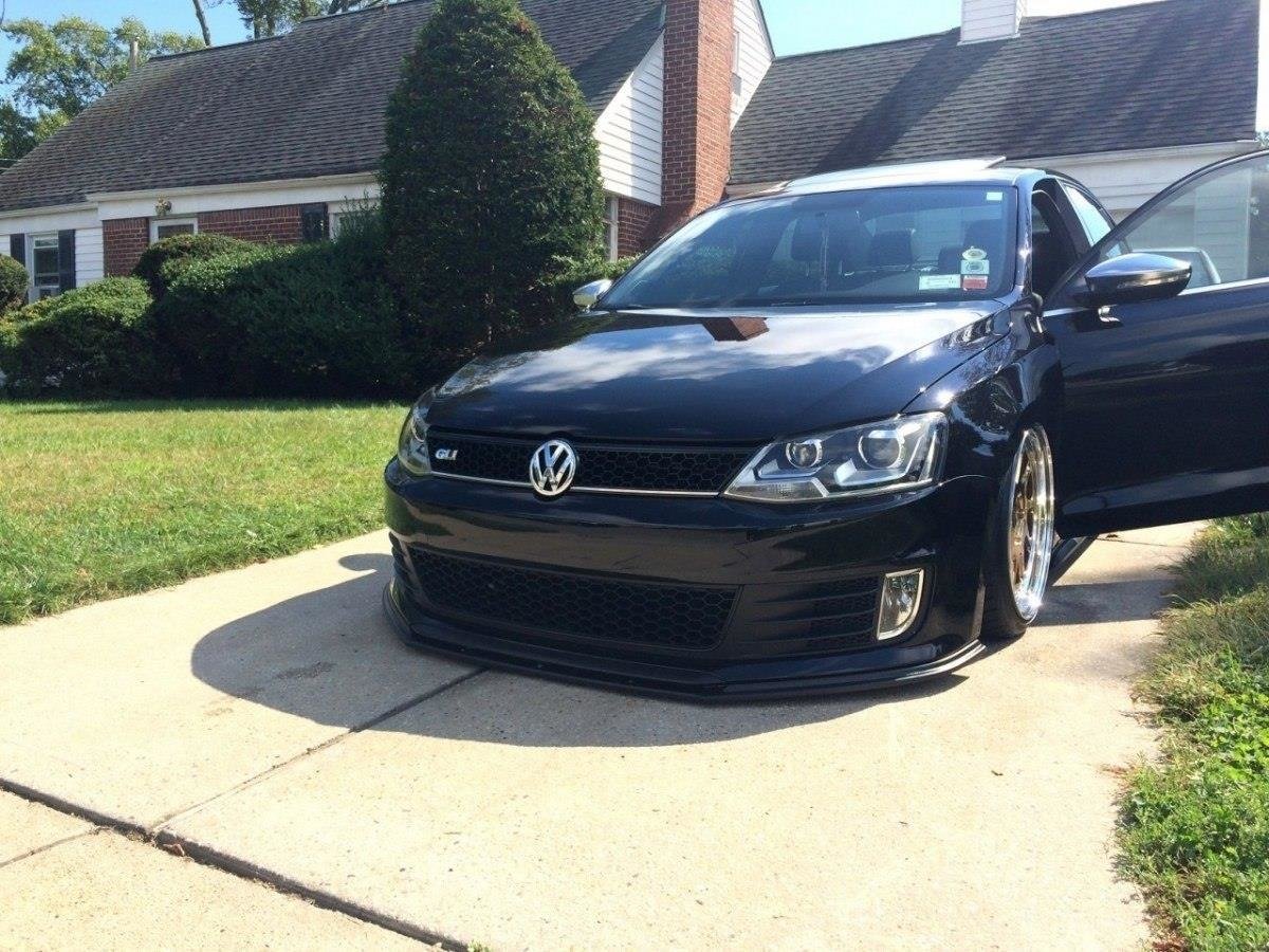Maxton Design Splitter Anteriore - Volkswagen Jetta Mk6