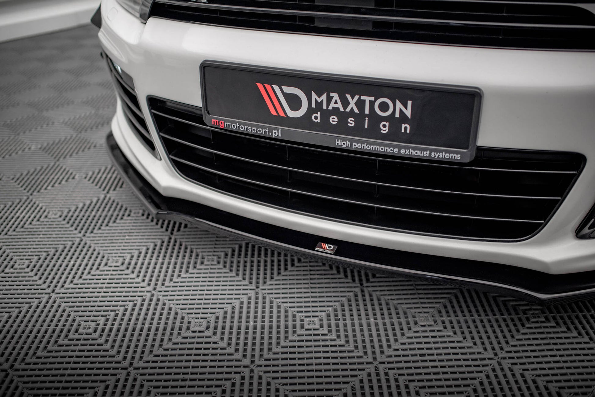 Maxton Design Splitter Anteriore - Volkswagen Scirocco R Mk3 - img 3