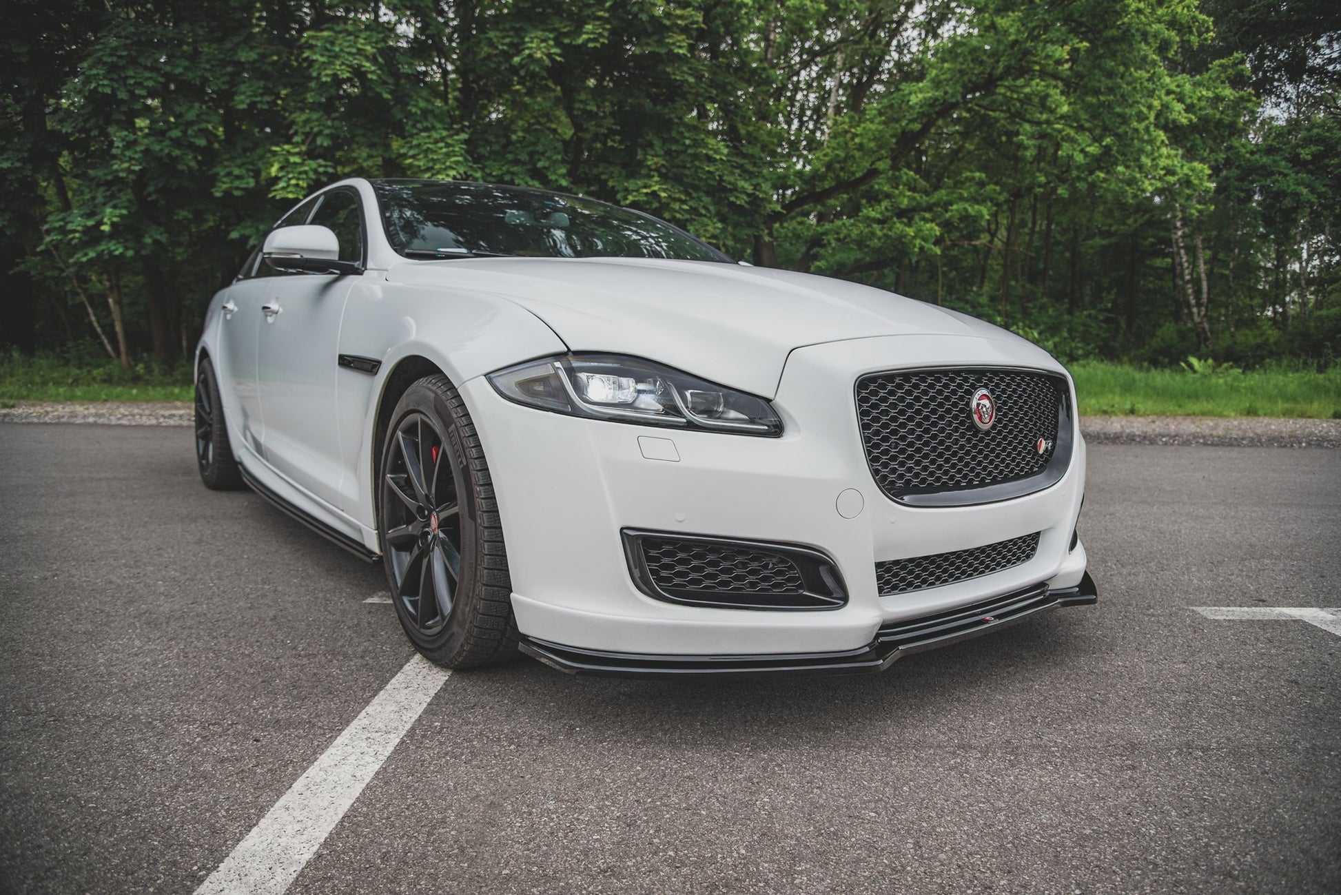 Maxton Design Splitter Anteriore - Jaguar XJ Facelift - img 5