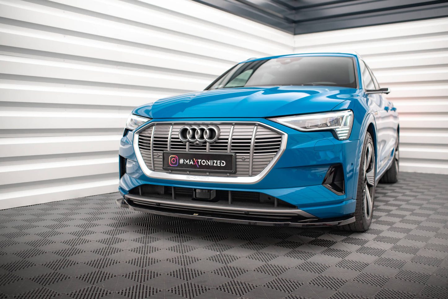 Maxton Design Splitter Anteriore V.1 - Audi e-tron