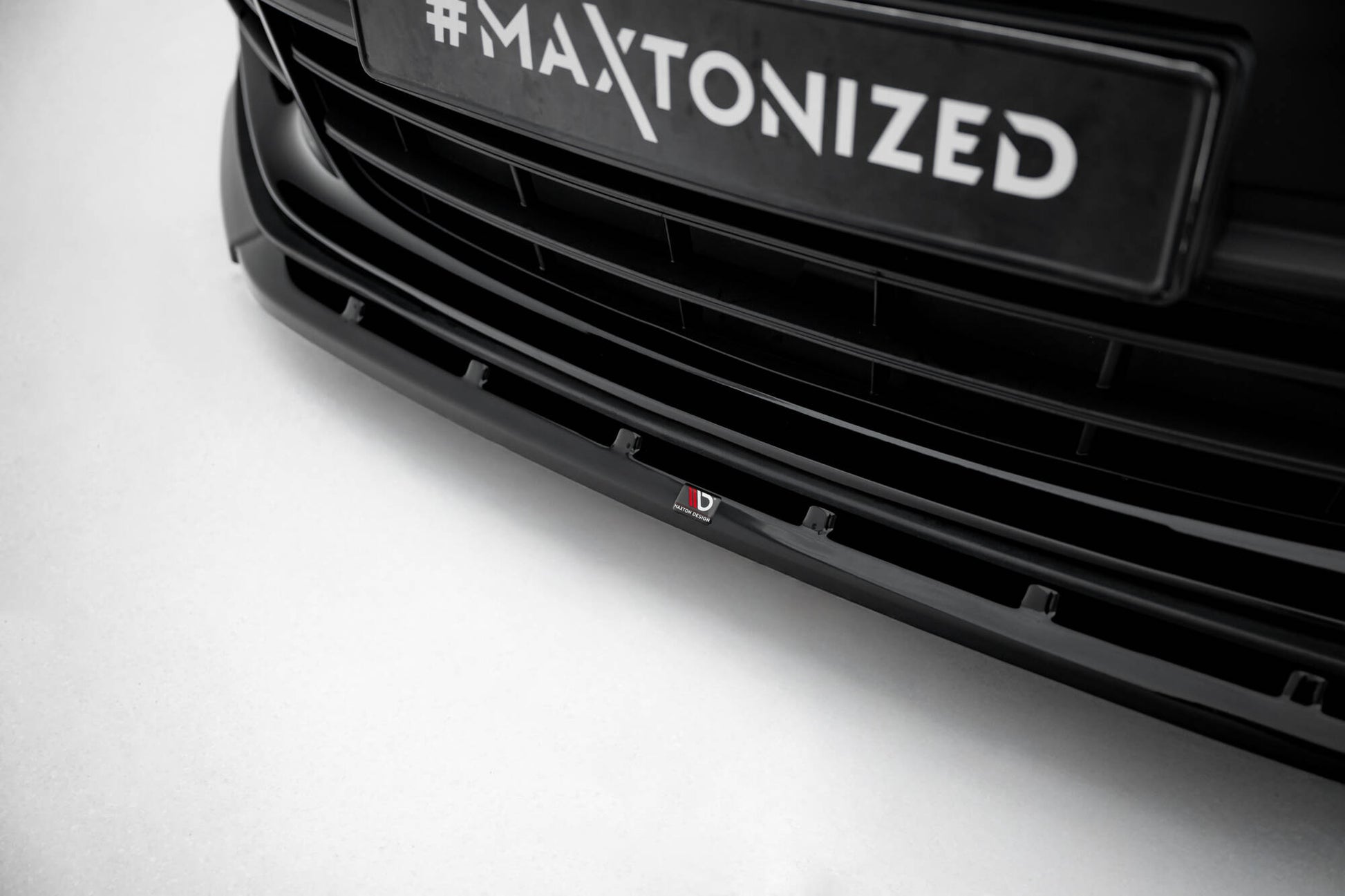 Maxton Design Splitter Anteriore V.1 - Porsche Panamera 971 - img 3