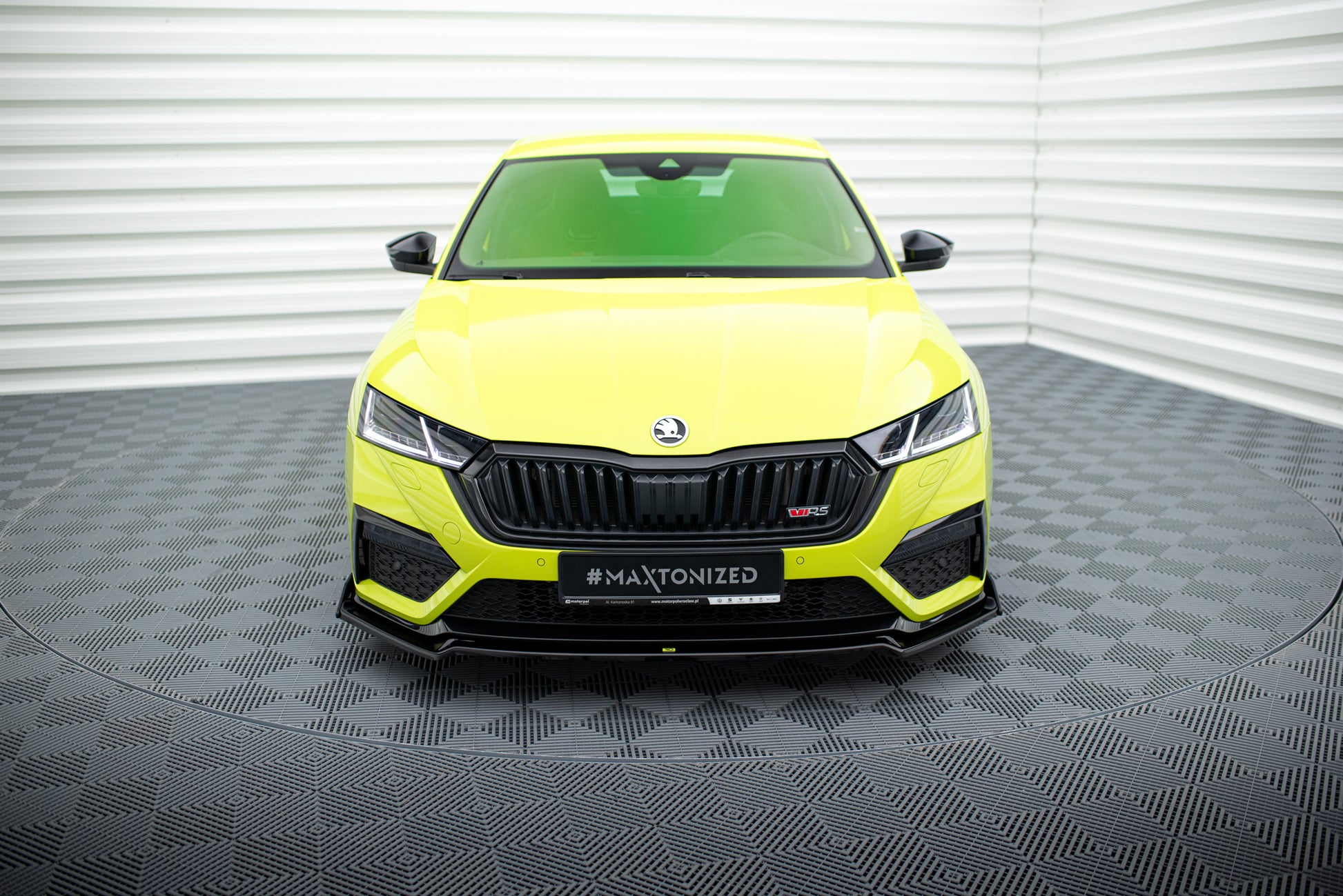 Maxton Design Splitter Anteriore V.2 - Skoda Octavia RS Mk4 - img 2