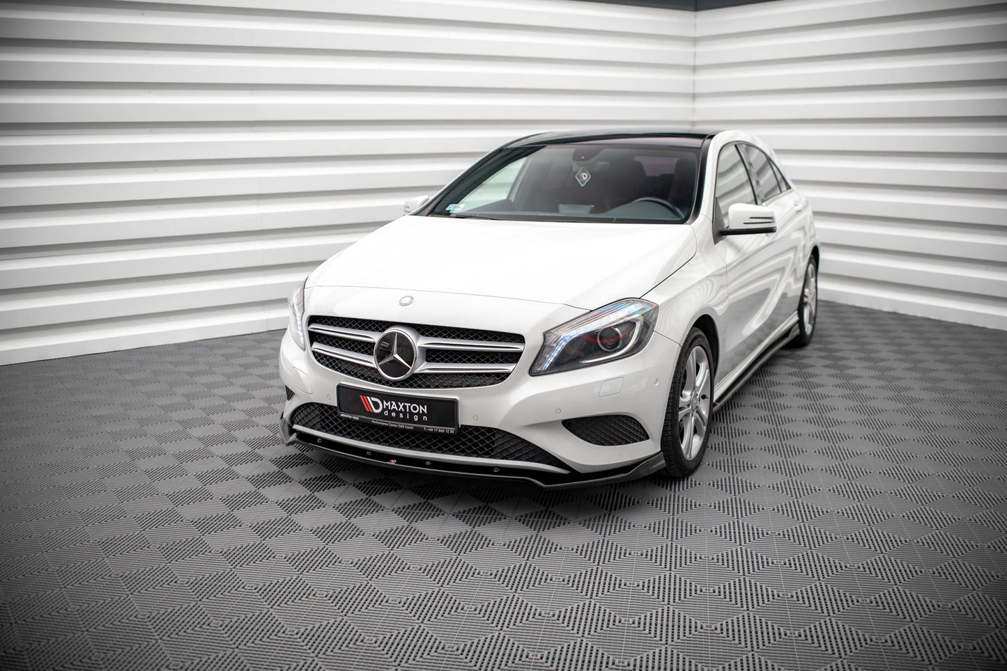 Maxton Design Splitter Anteriore V.2 - Mercedes A Klasa Standard