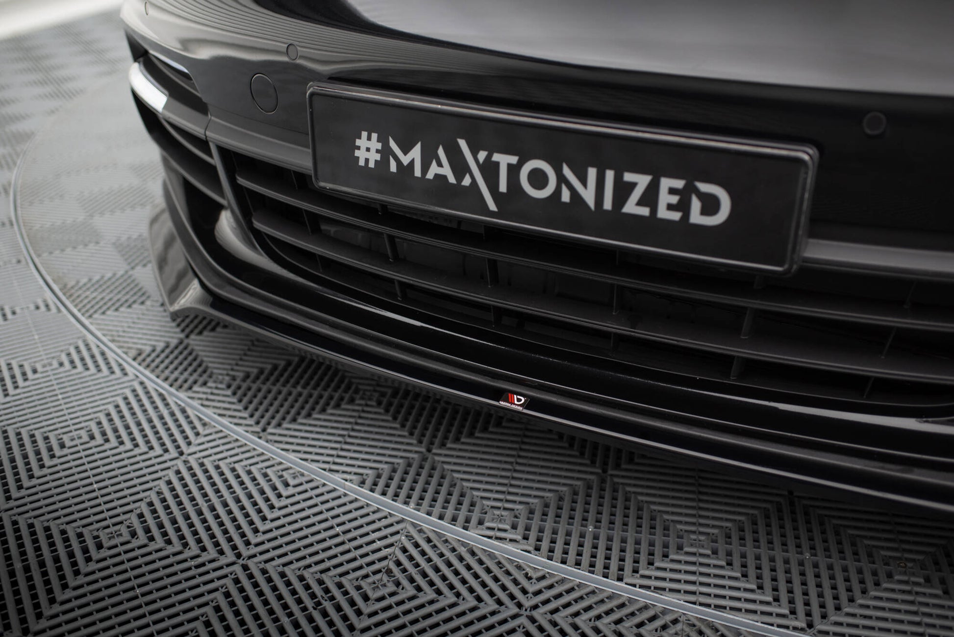 Maxton Design Splitter Anteriore V.2 - Porsche Panamera 971 - img 3
