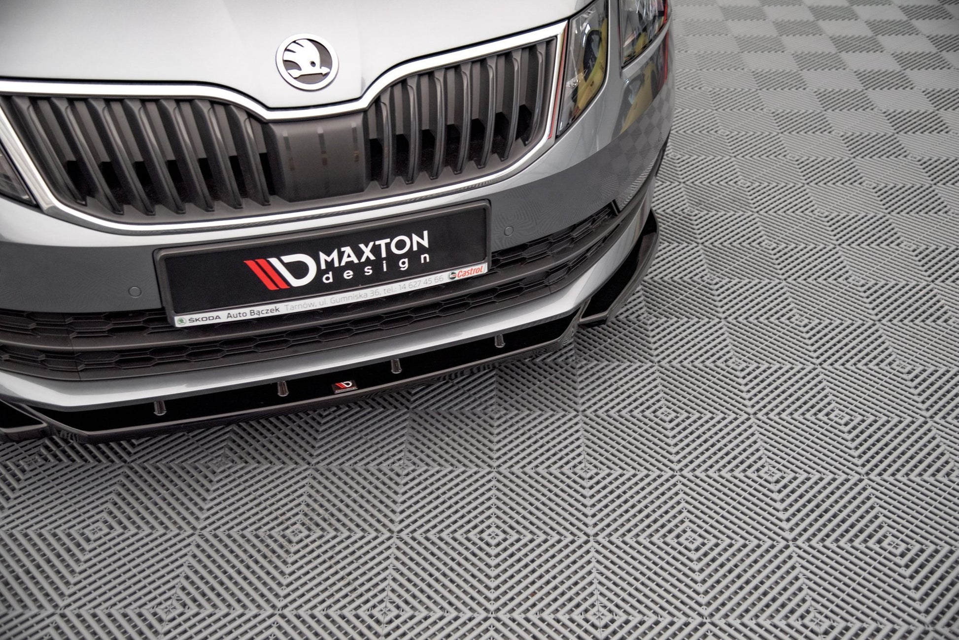 Maxton Design Splitter Anteriore V.2 - Skoda Octavia MK3 Facelift - img 2