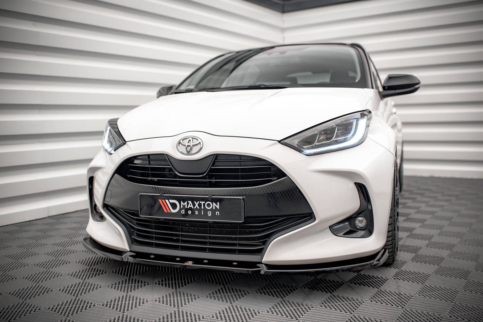 Maxton Design Splitter Anteriore V.2 - Toyota Yaris Mk4