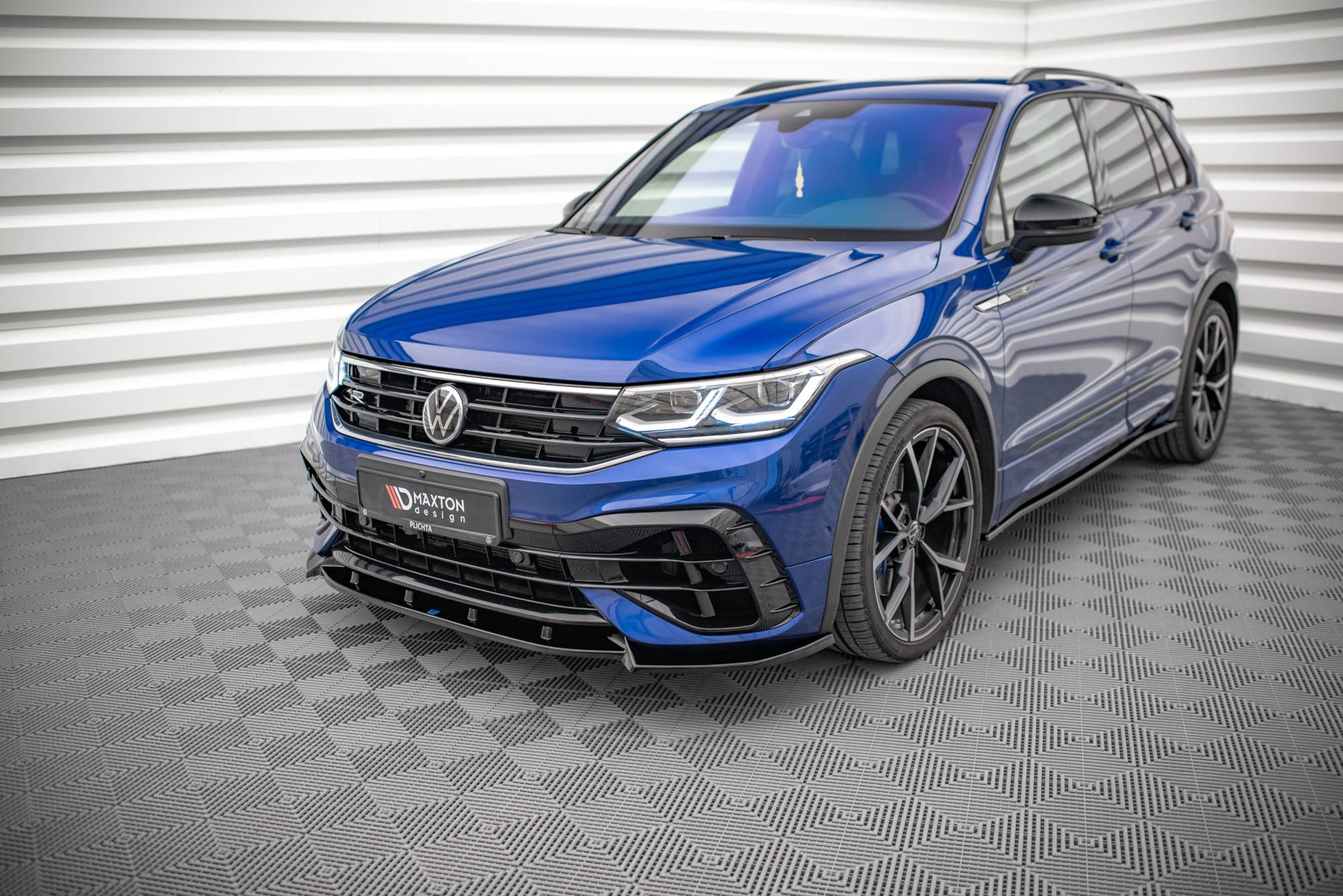 Maxton Design Splitter Anteriore V.2 - Volkswagen Tiguan Mk2 Facelift