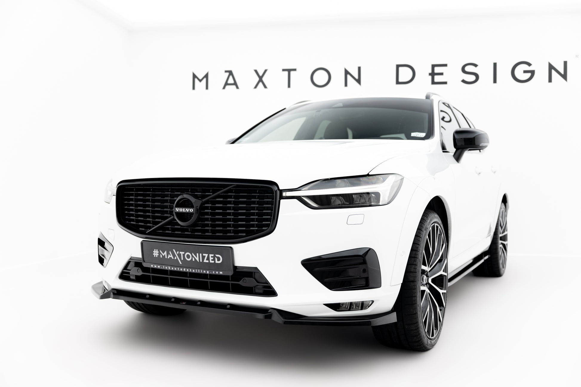 Maxton Design Splitter Anteriore V.2 - Volvo XC60 Mk 2