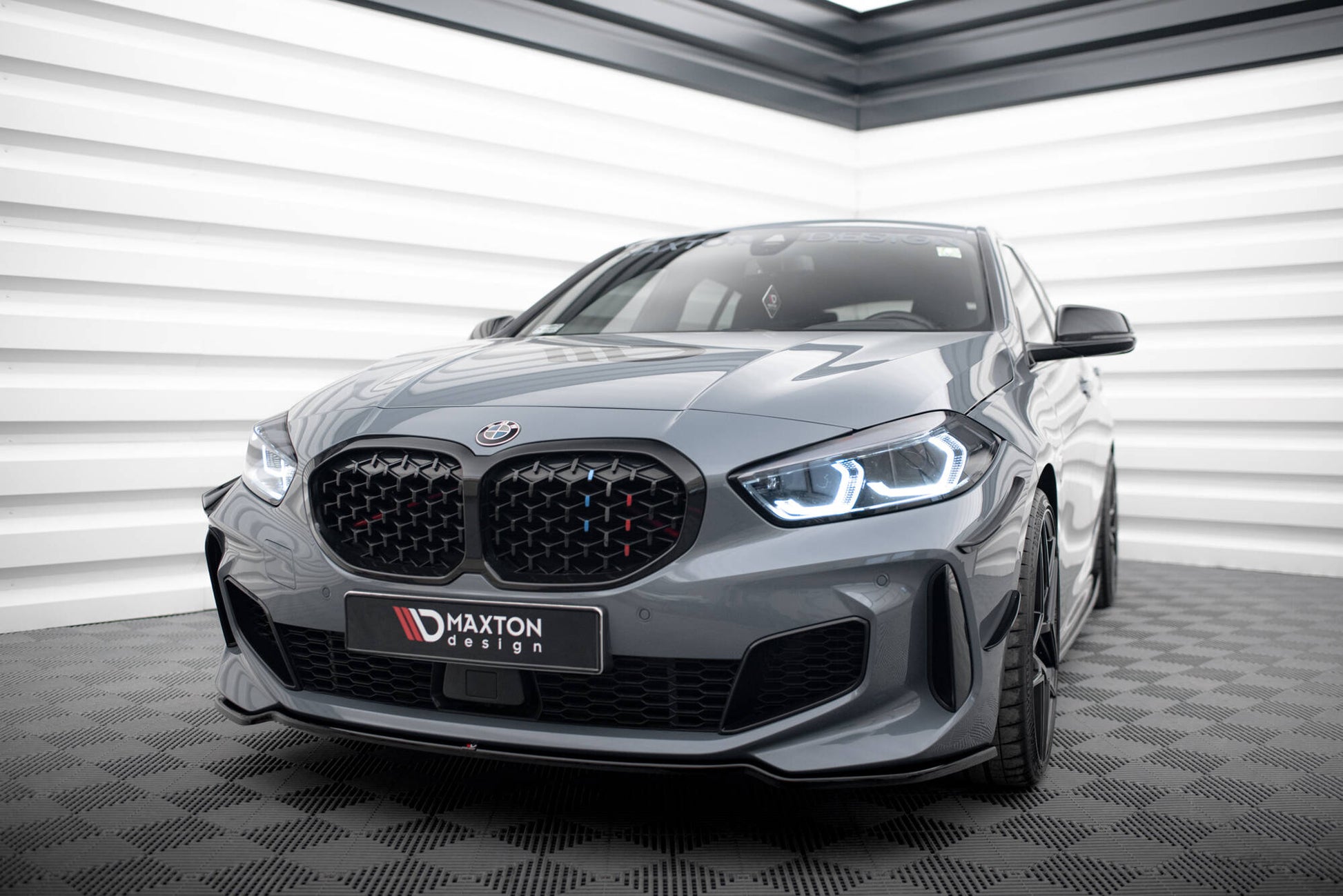 Maxton Design Splitter Anteriore V.4 - BMW Serie 1 F40