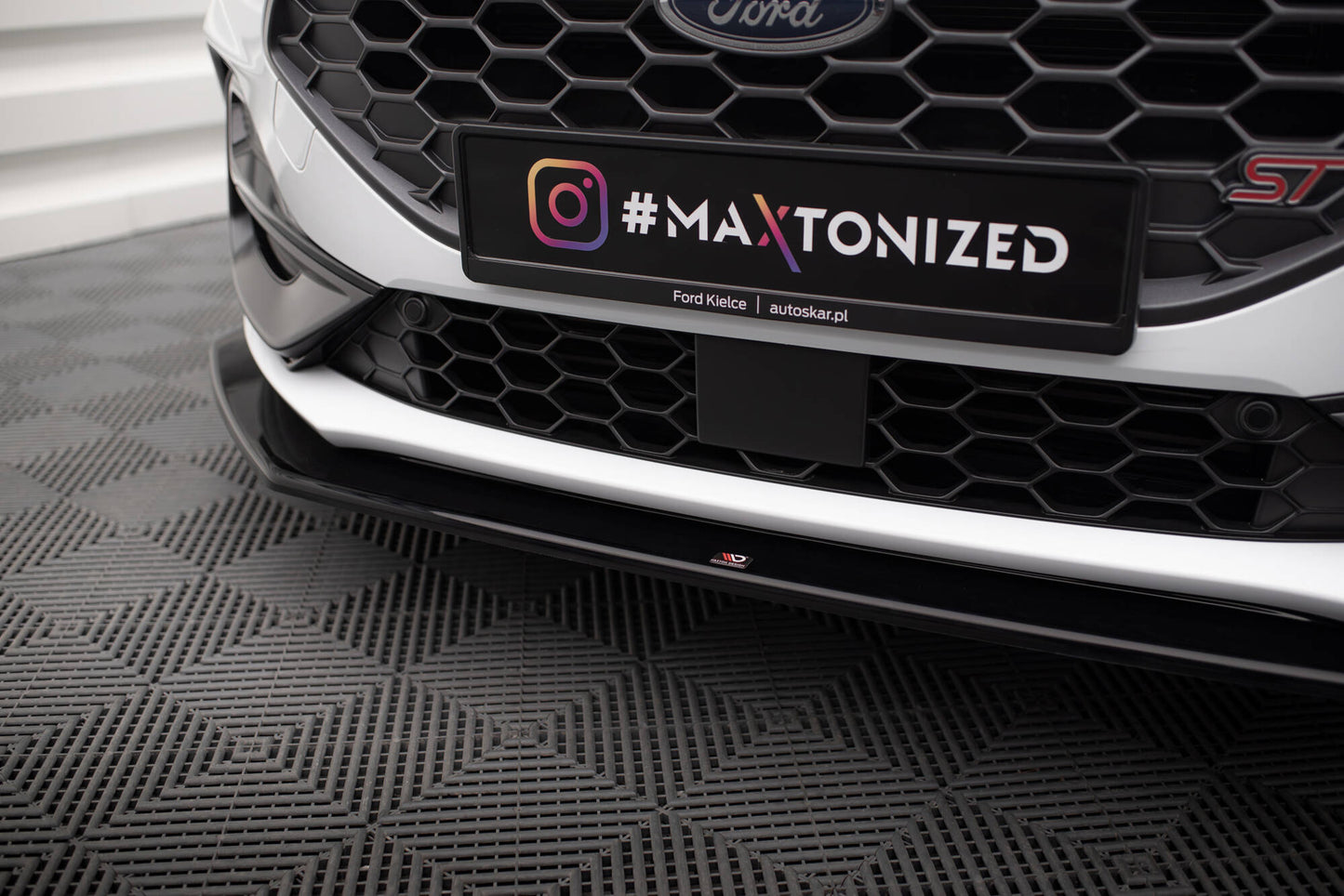 Maxton Design Splitter Anteriore V.6 - Ford Focus ST-Line - img 3