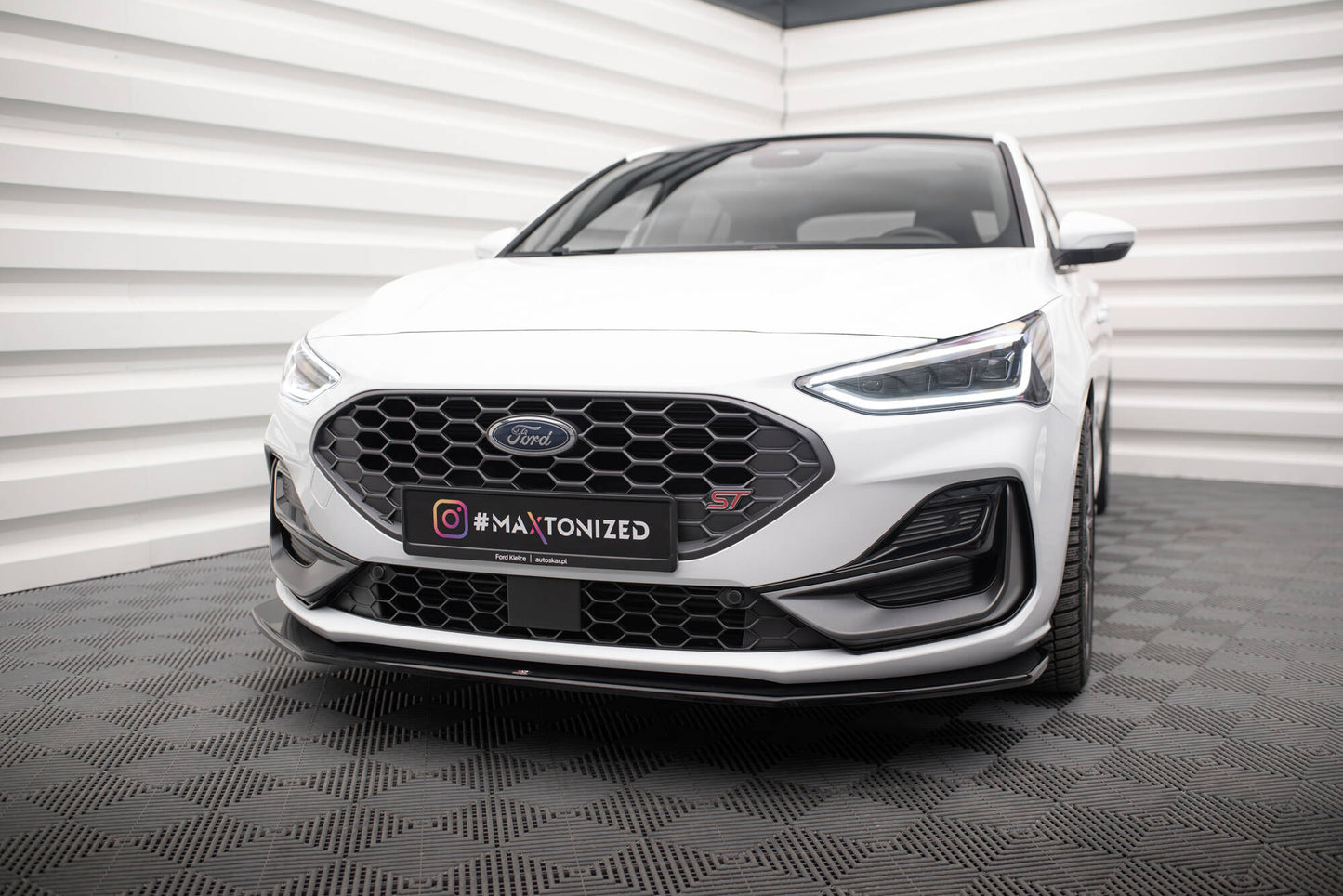 Maxton Design Splitter Anteriore V.6 - Ford Focus ST-Line