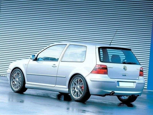 Maxton Design Paraurti Post. - Volkswagen Golf Mk4
