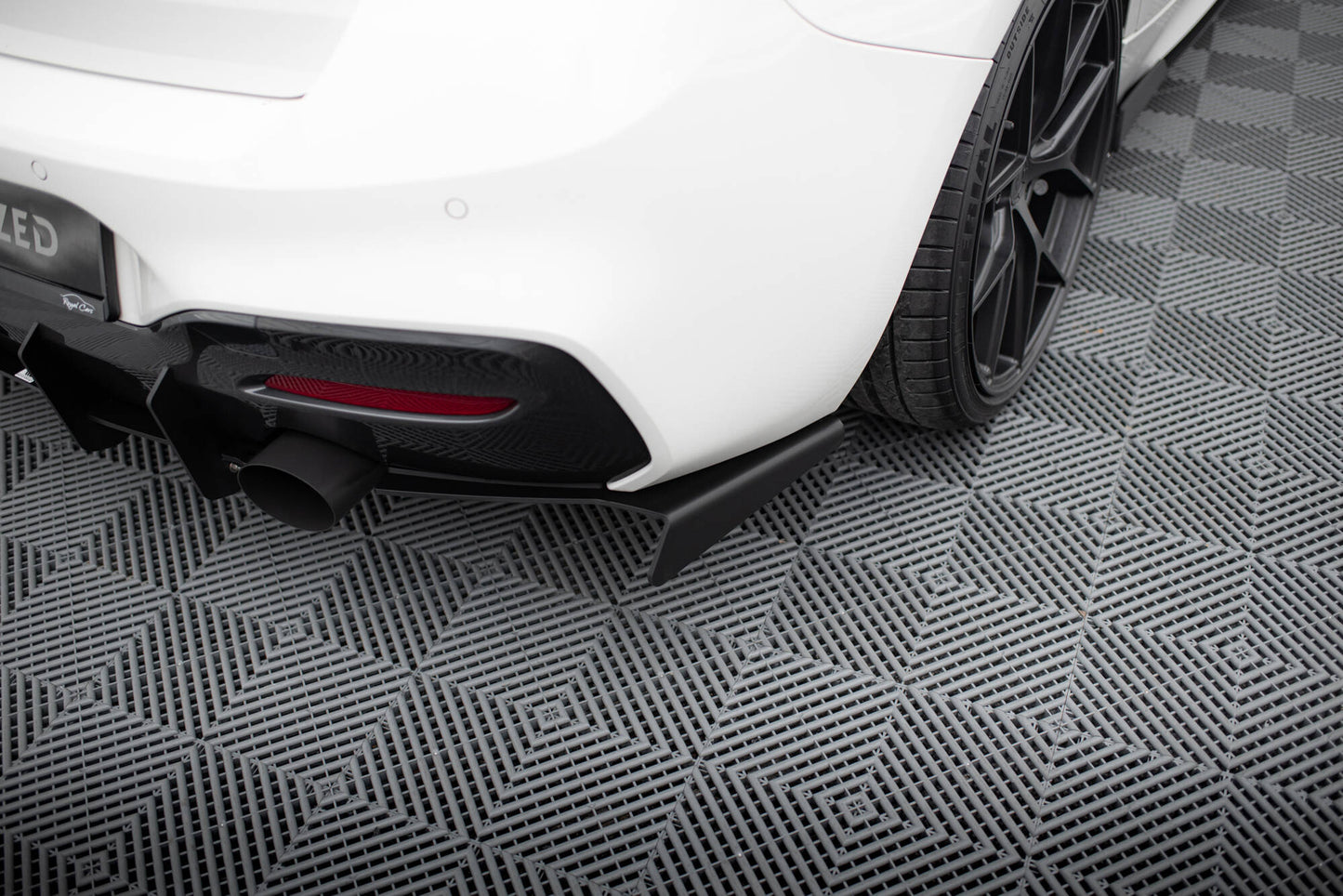 Maxton Design Splitter Laterali Post. - BMW Serie 1 F20- F21 Facelift - img 3