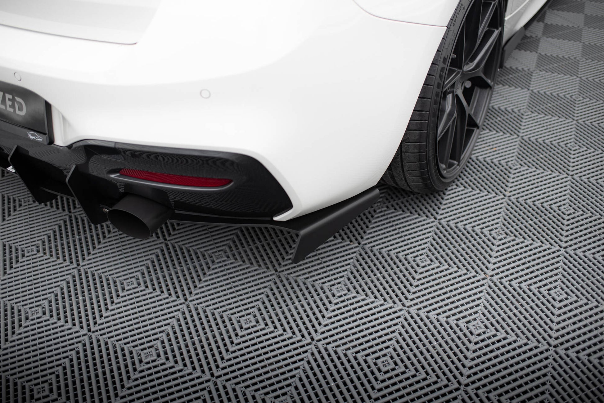Maxton Design Splitter Laterali Post. - BMW Serie 1 F20- F21 Facelift - img 3