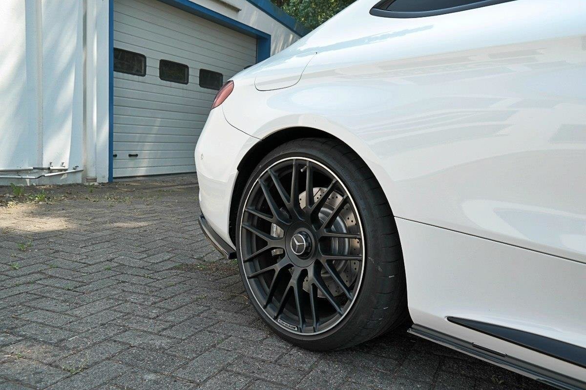 Maxton Design Splitter Laterali Post. - Mercedes C Klasa C63 AMG - img 3