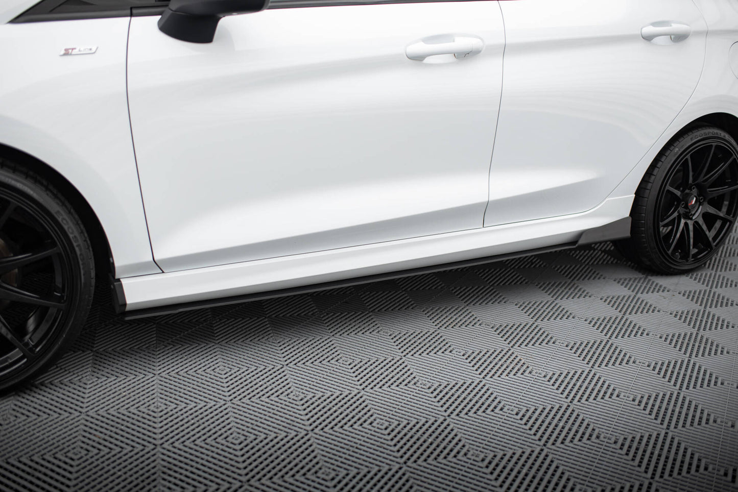 Maxton Design Racing Minigonne Laterali V.1 - Ford Fiesta Mk8 - img 2