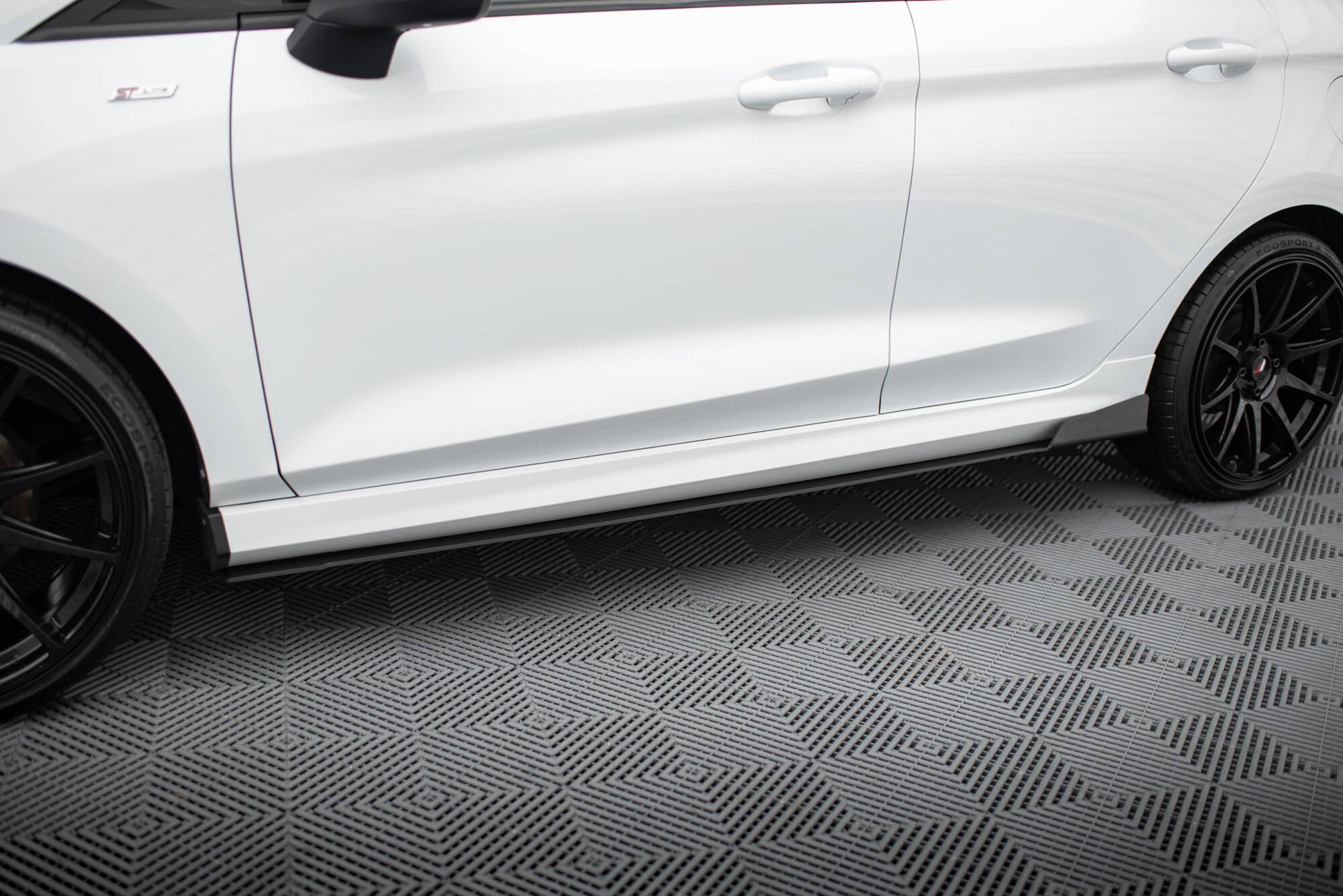 Maxton Design Racing Minigonne Laterali V.1 - Ford Fiesta Mk8 - img 2