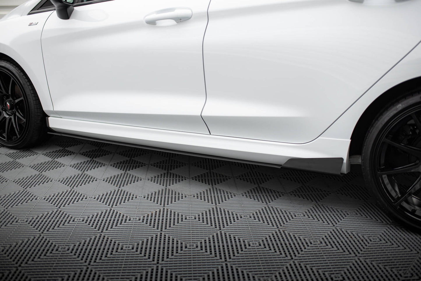 Maxton Design Racing Minigonne Laterali V.1 - Ford Fiesta Mk8 - img 3