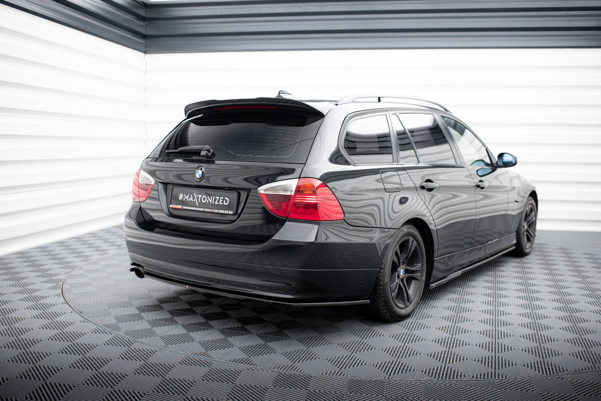 Maxton Design Splitter Laterali Post. - BMW Serie 3 91 - img 3