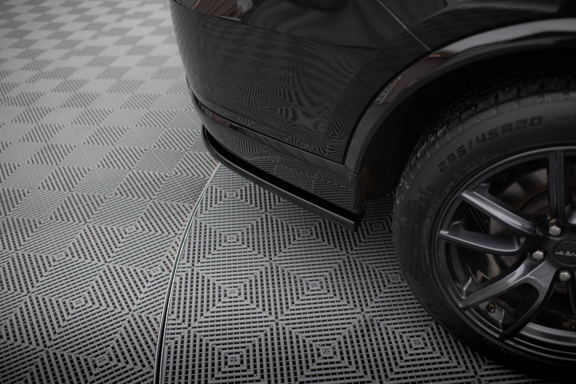 Maxton Design Splitter Laterali Post. - Dodge Durango RT - img 3