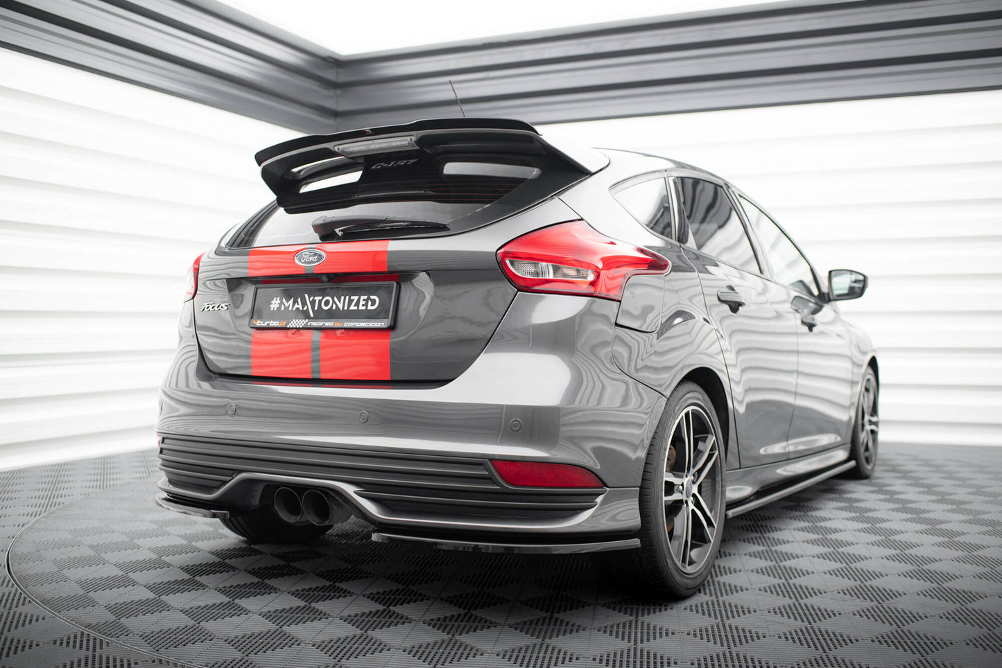 Maxton Design Splitter Laterali Post. - Ford Focus ST Mk3 Facelift - img 2