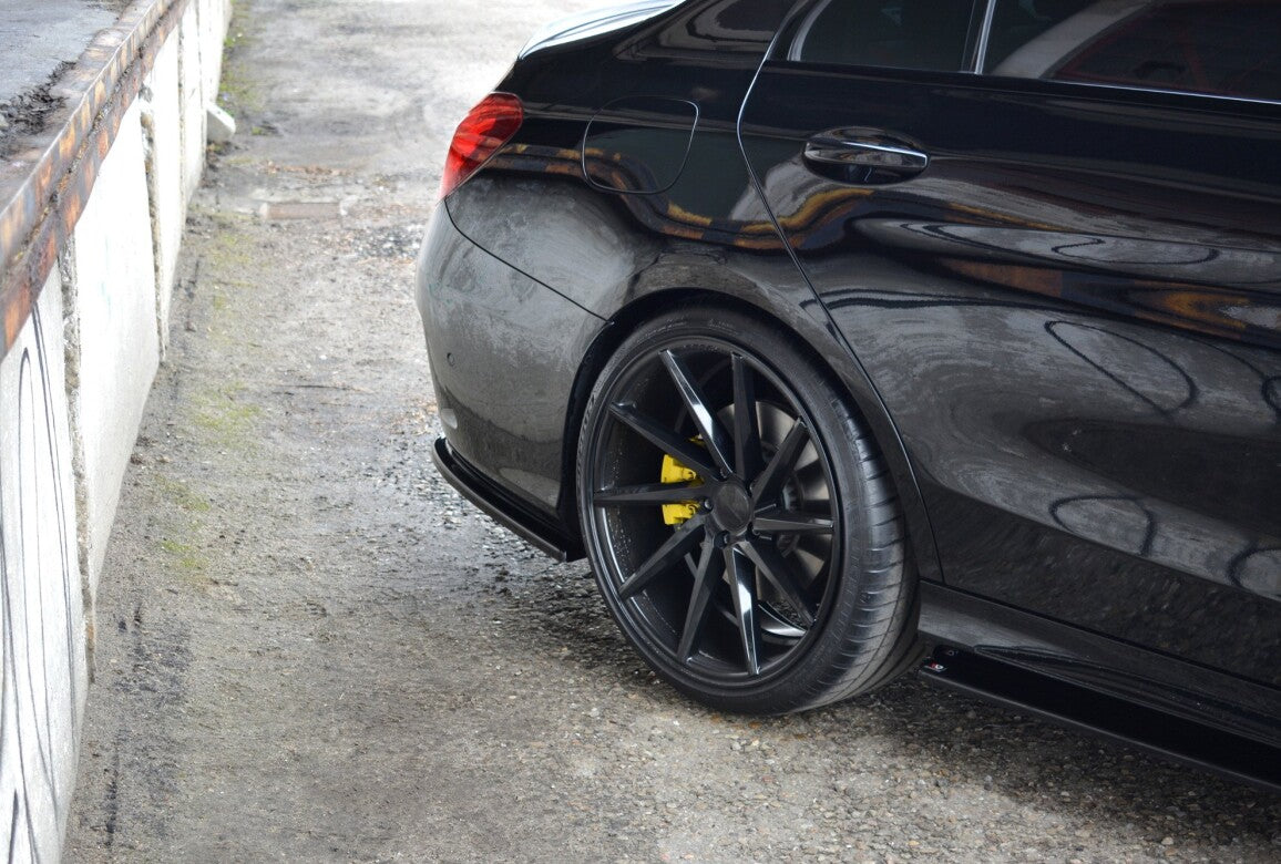 Maxton Design Splitter Laterali Post. - Mercedes C Klasa C43 AMG - img 2
