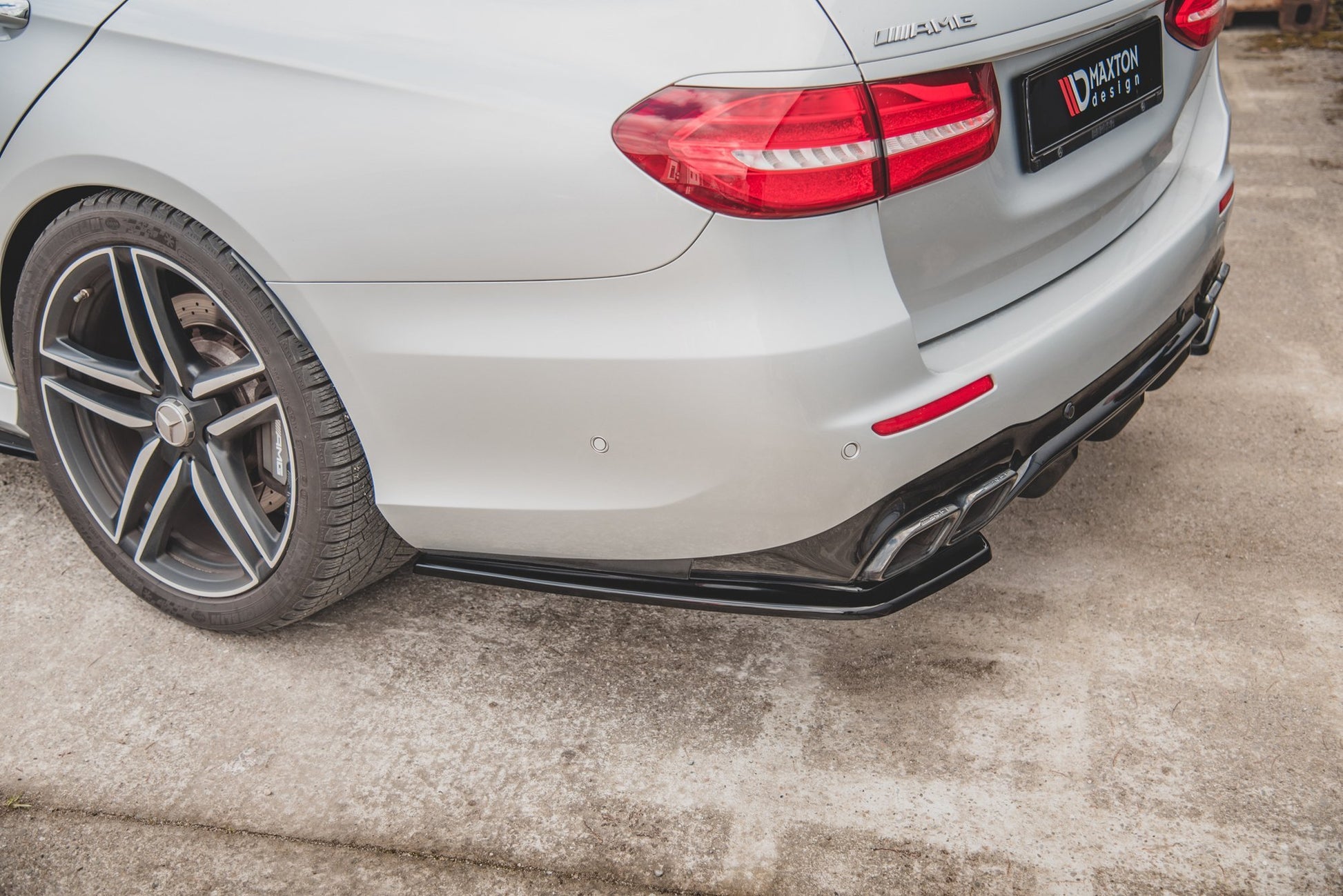 Maxton Design Splitter Laterali Post. - Mercedes E Klasa Estate - img 2
