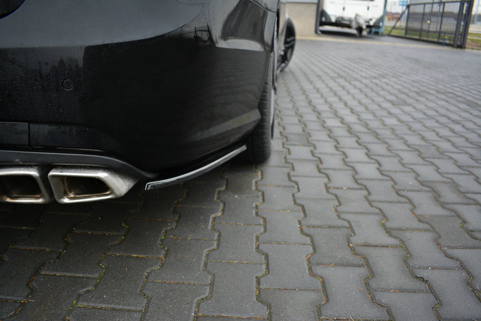 Maxton Design Splitter Laterali Post. - Mercedes E Klasa AMG - img 3