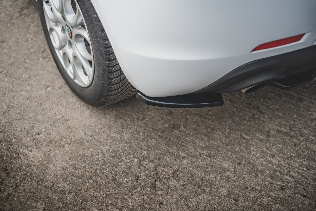 Maxton Design Splitter Laterali Post. V.1 - Alfa Romeo Giulietta Facelift - img 2