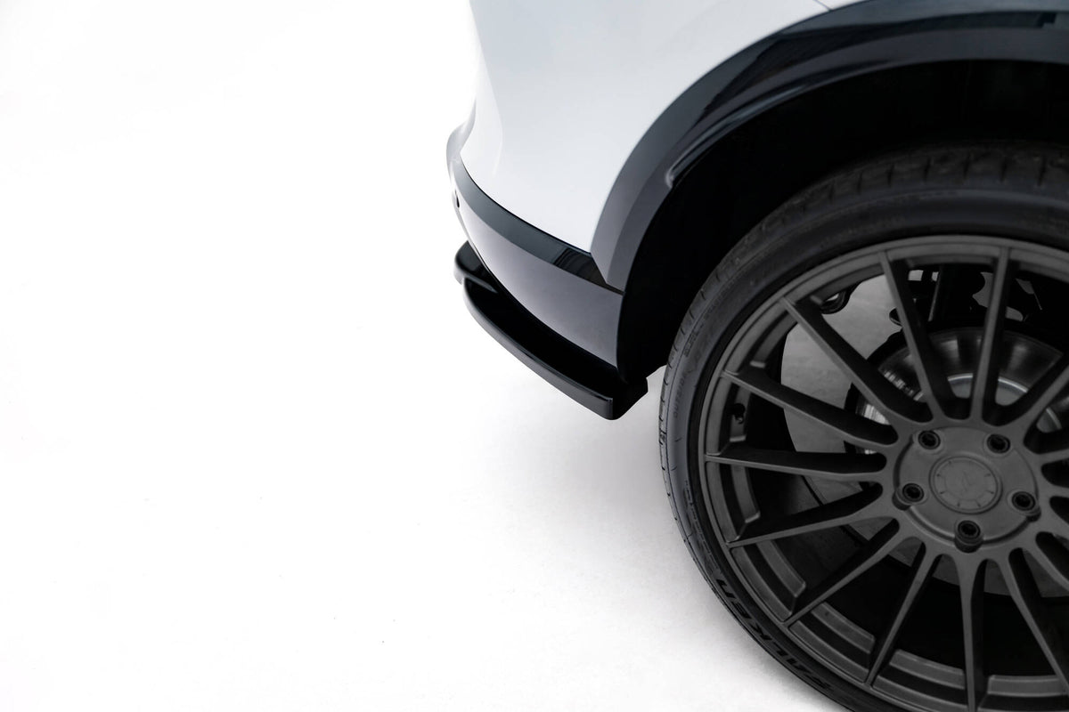 Maxton Design Splitter Laterali Post. V.2 - Cupra Formentor - img 2