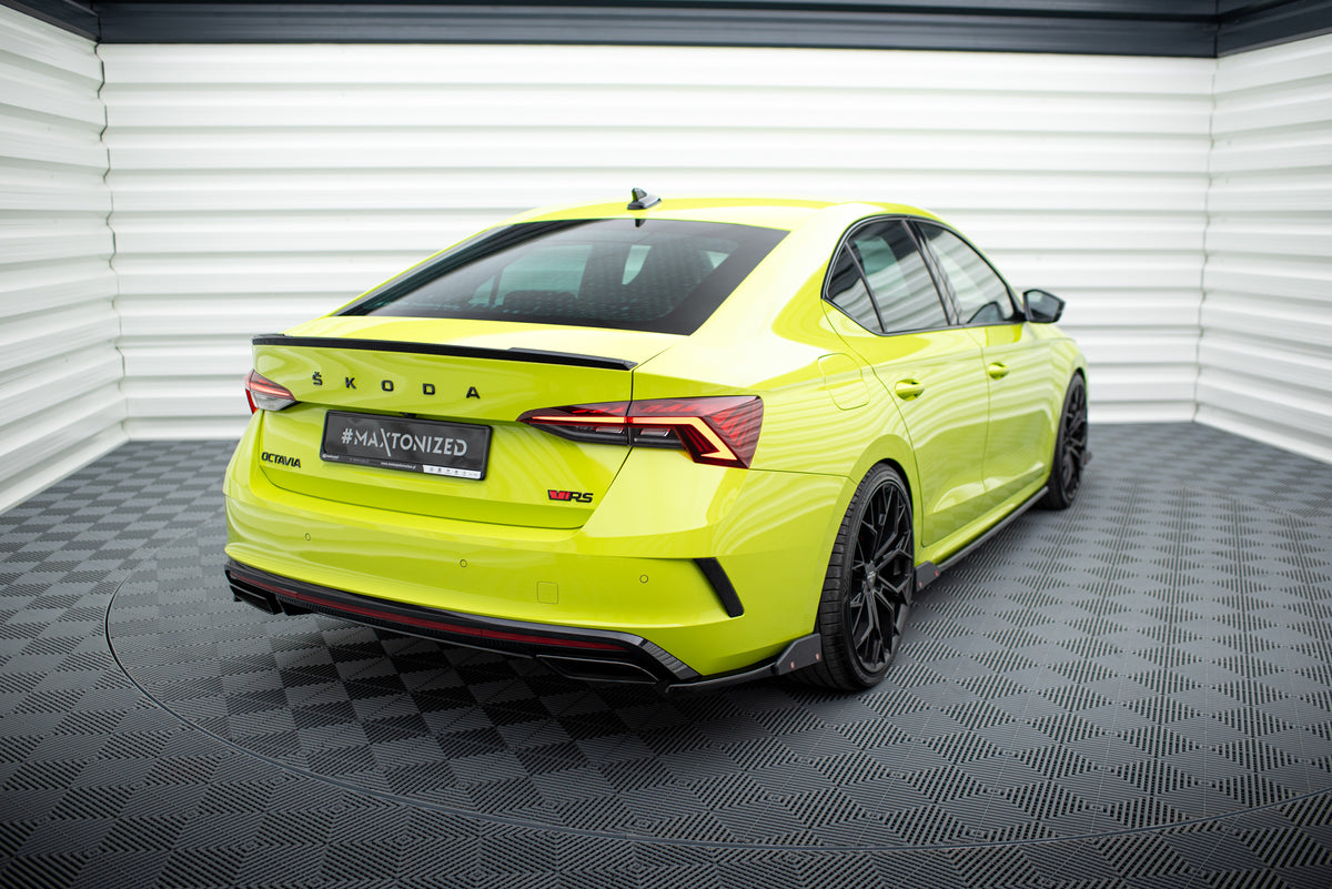 Maxton Design Splitter Laterali Post. V.2 - Skoda Octavia RS Mk4 - img 2