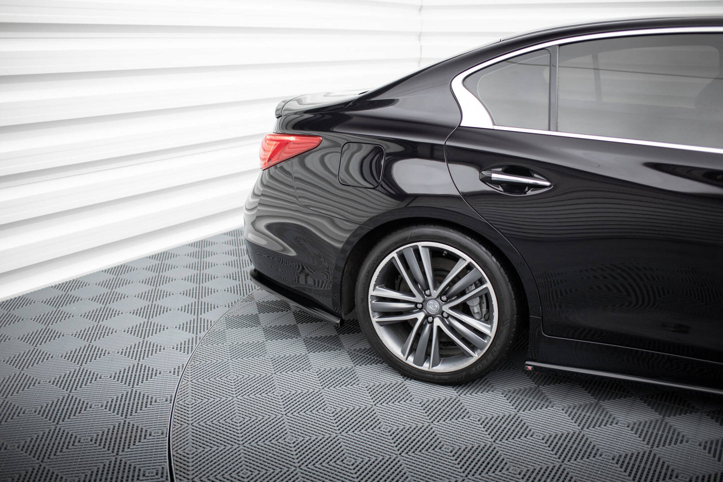 Maxton Design Splitter Laterali Post. V.2 - Infiniti Q50 Mk1 - img 3