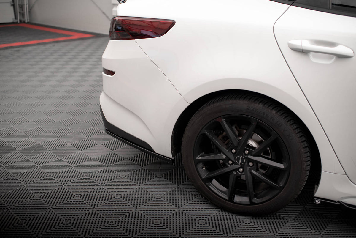 Maxton Design Splitter Laterali Post. V.2 - Kia Optima Mk4 Facelift - img 2