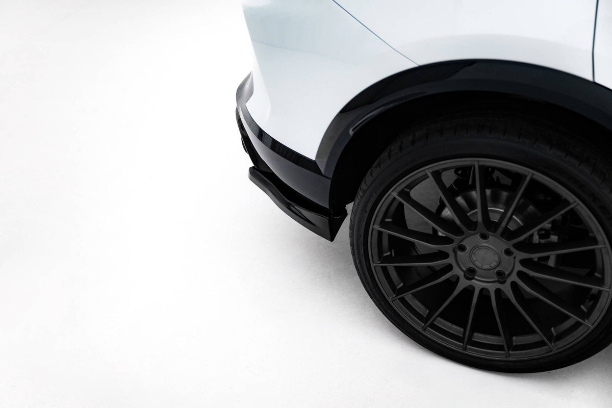 Maxton Design Splitter Laterali Post. V.4 - Cupra Formentor - img 2