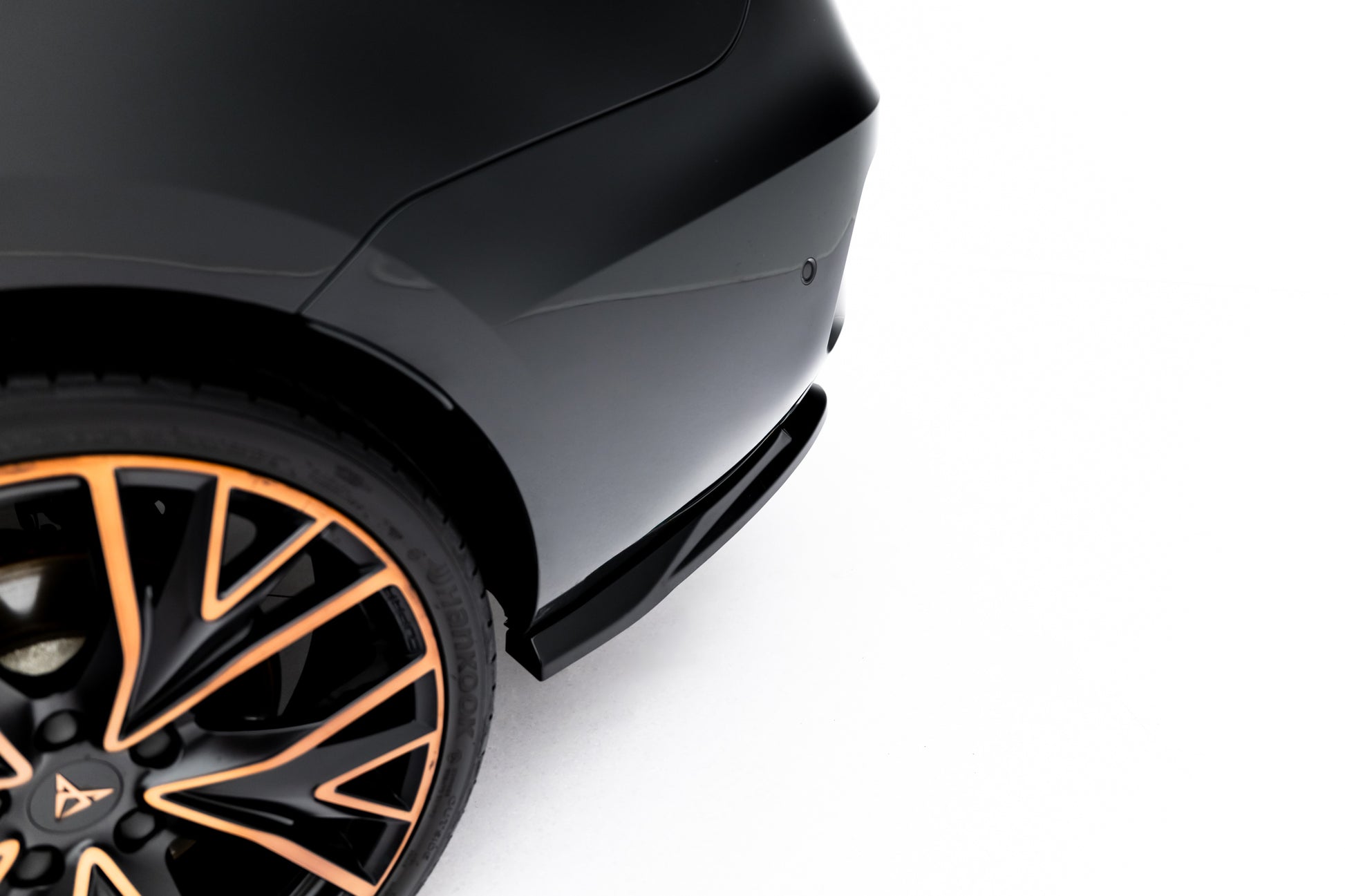 Maxton Design Splitter Laterali Post. V.4 - Cupra Leon - img 2