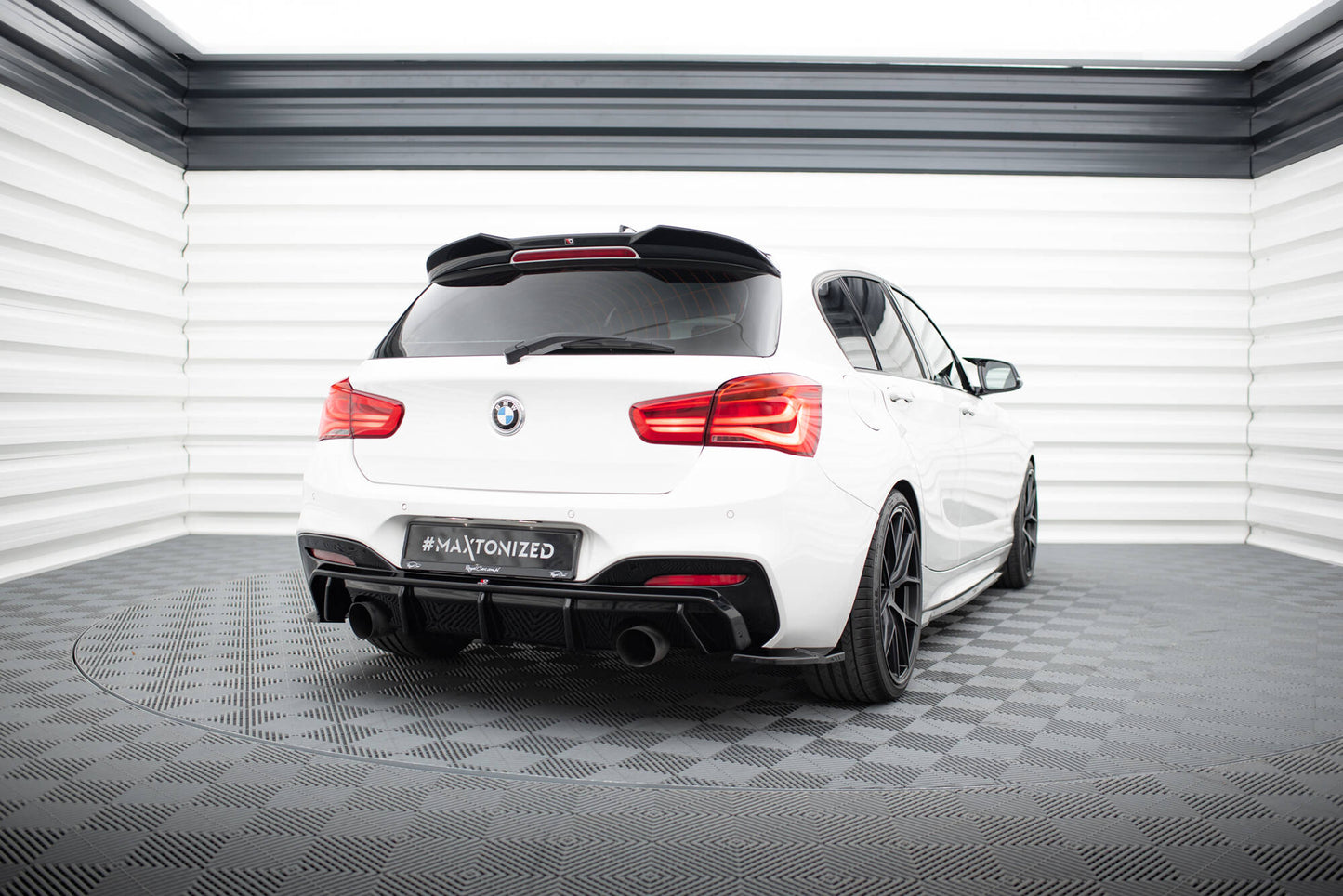 Maxton Design Splitter Laterali Post. V.5 - BMW Serie 1 F20- F21 Facelift - img 2