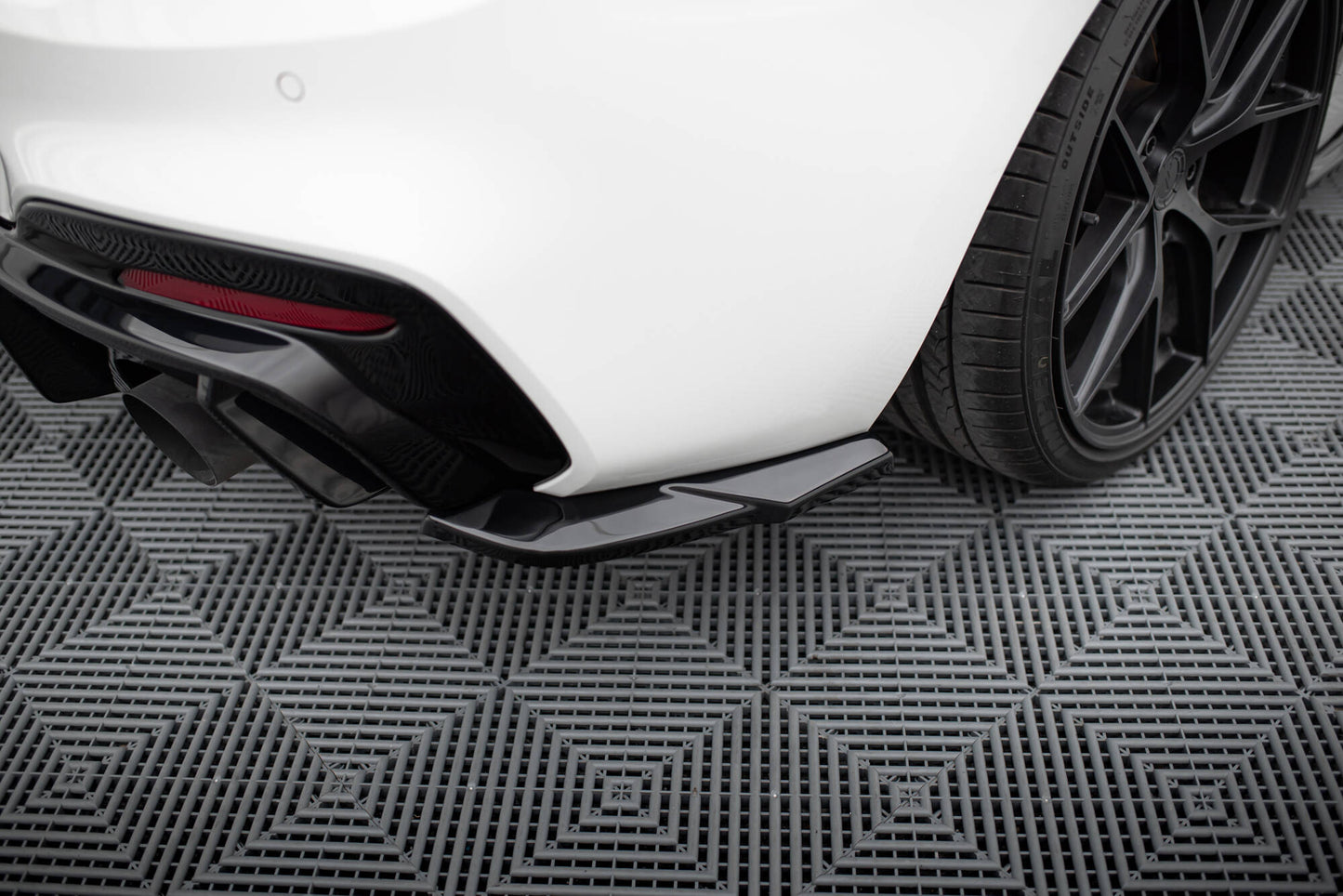 Maxton Design Splitter Laterali Post. V.5 - BMW Serie 1 F20- F21 Facelift