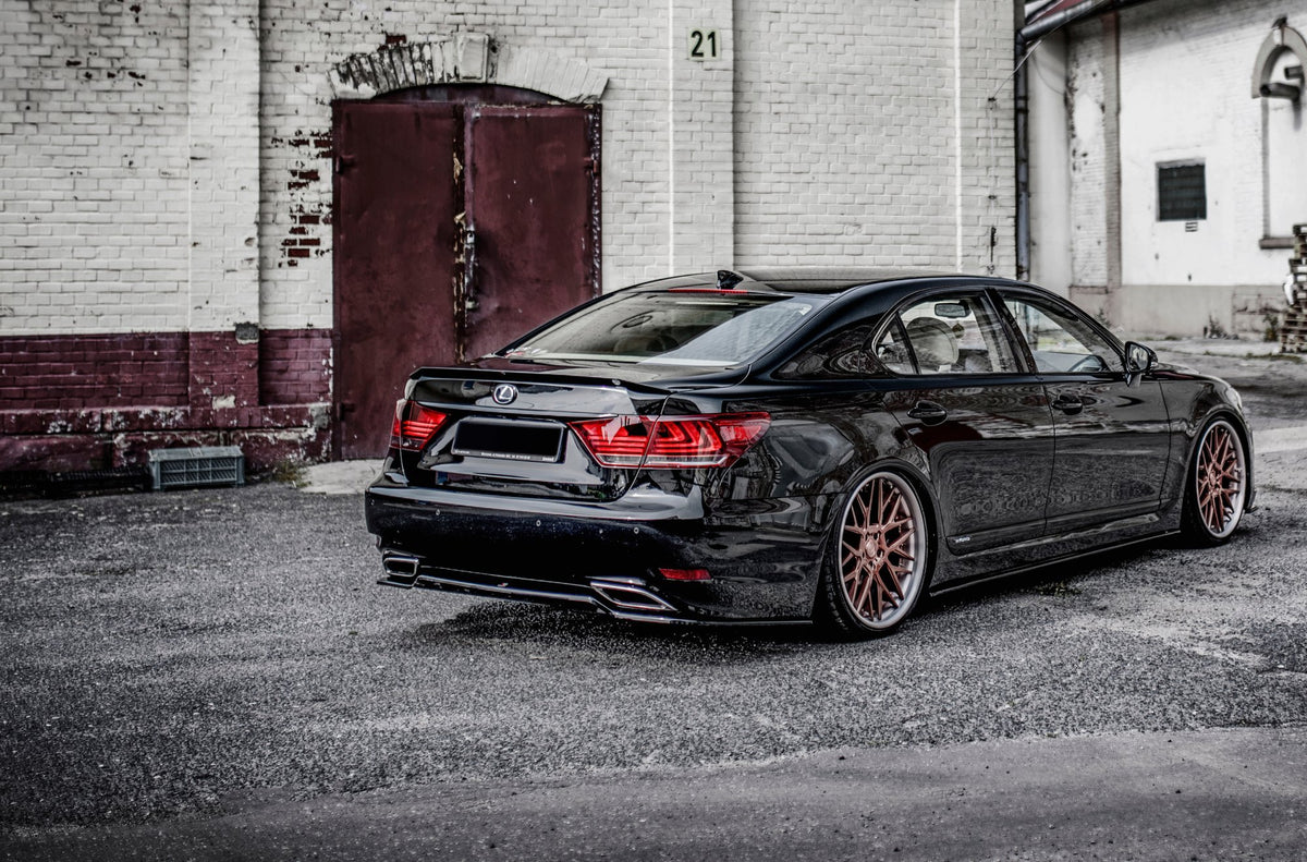 Maxton Design Splitter Post. - Lexus LS Mk4