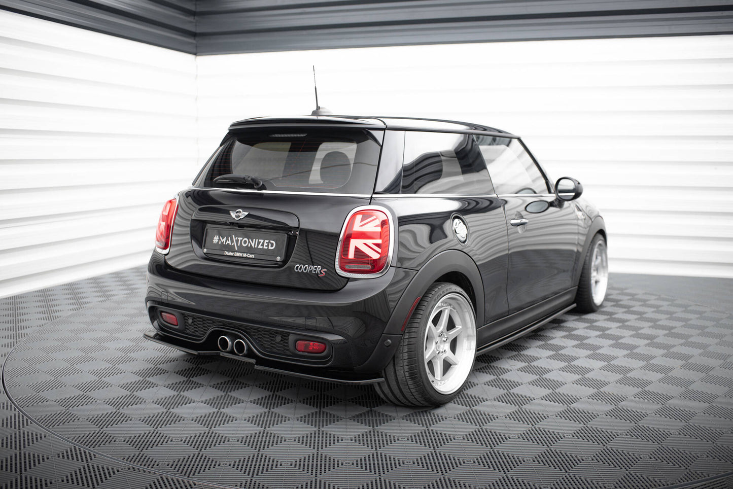 Maxton Design Splitter Post. - Mini Cooper F56