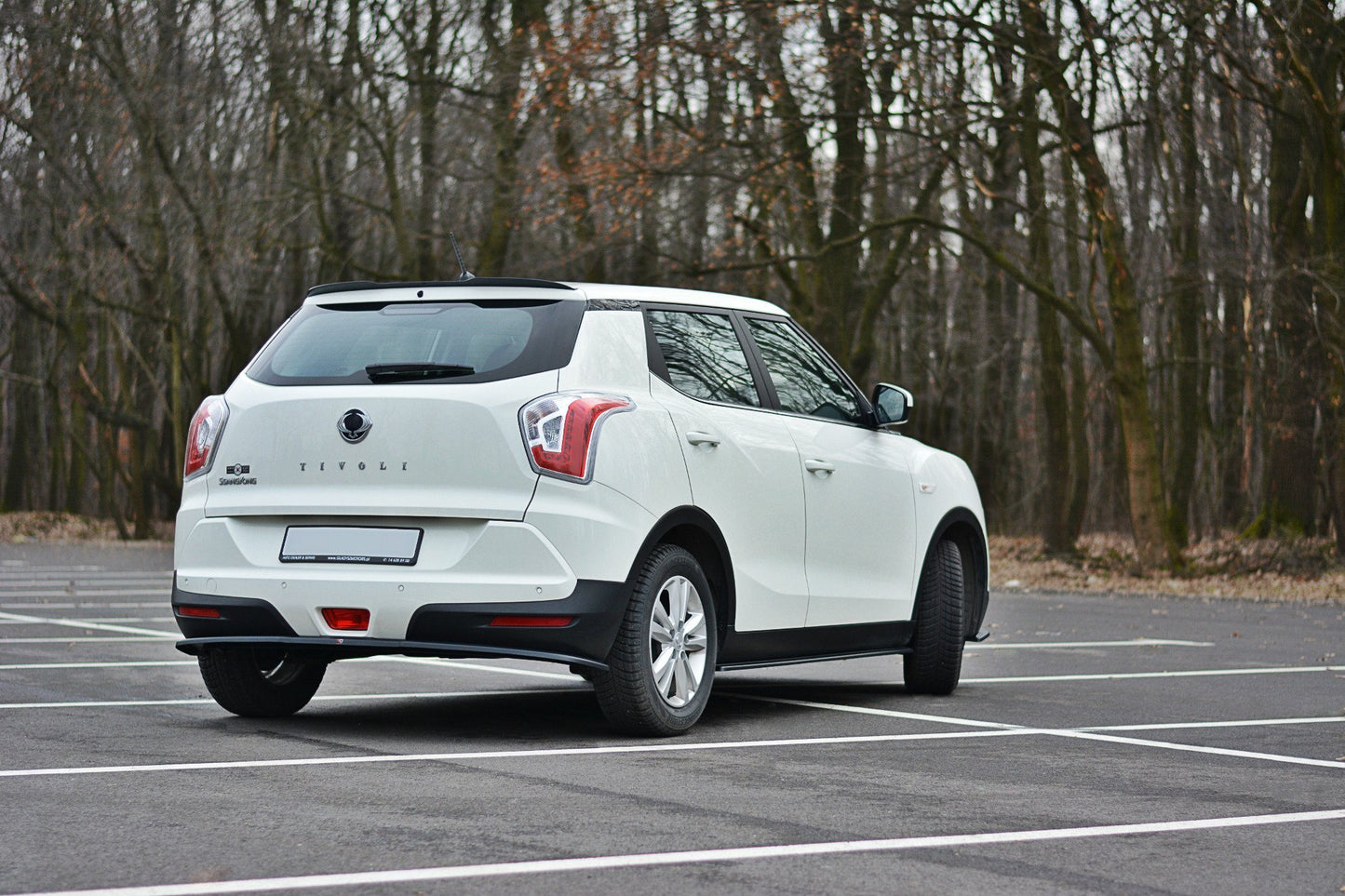 Maxton Design Splitter Post. - SsangYong Tivoli