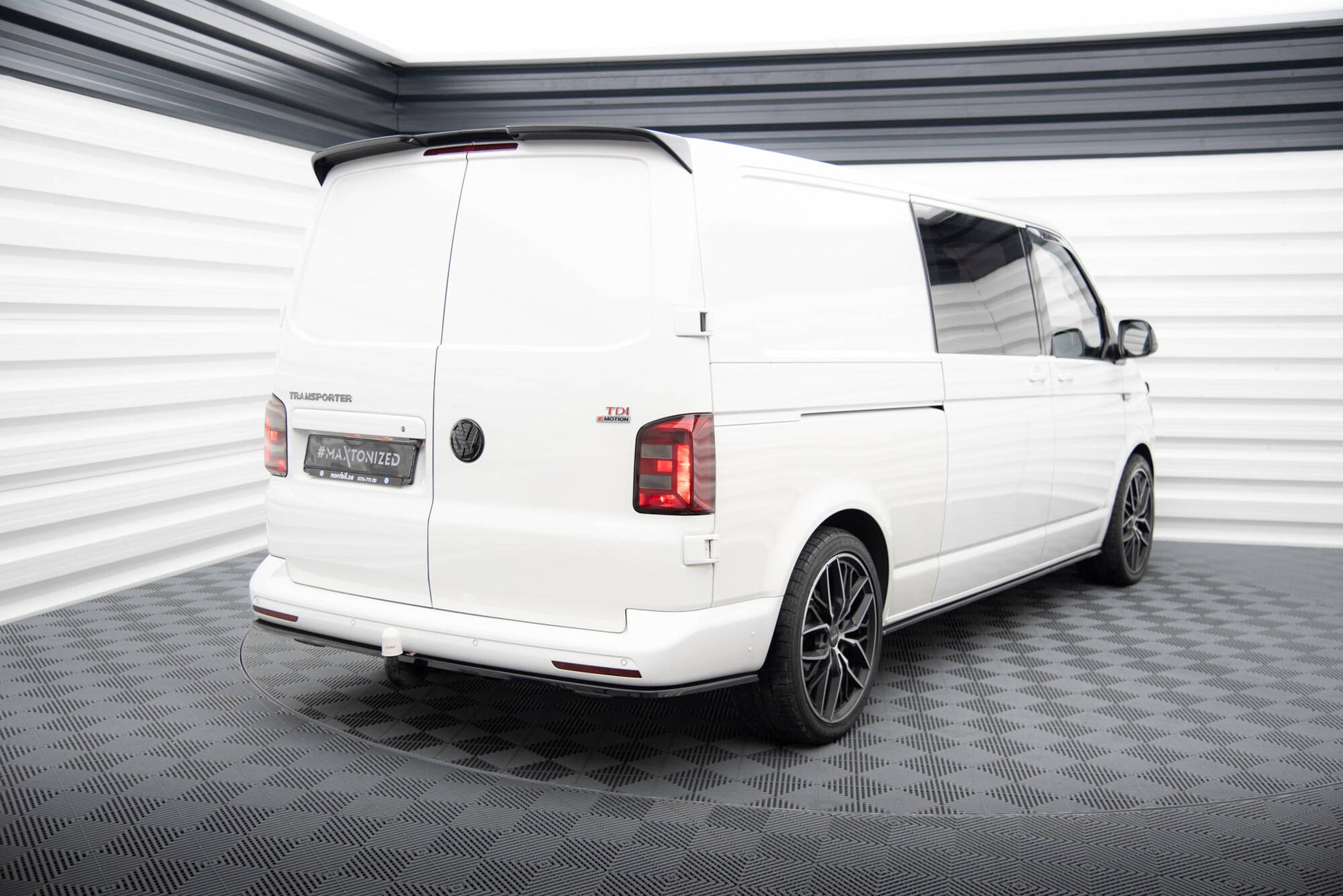 Maxton Design Splitter Post. - Volkswagen T6 - img 2