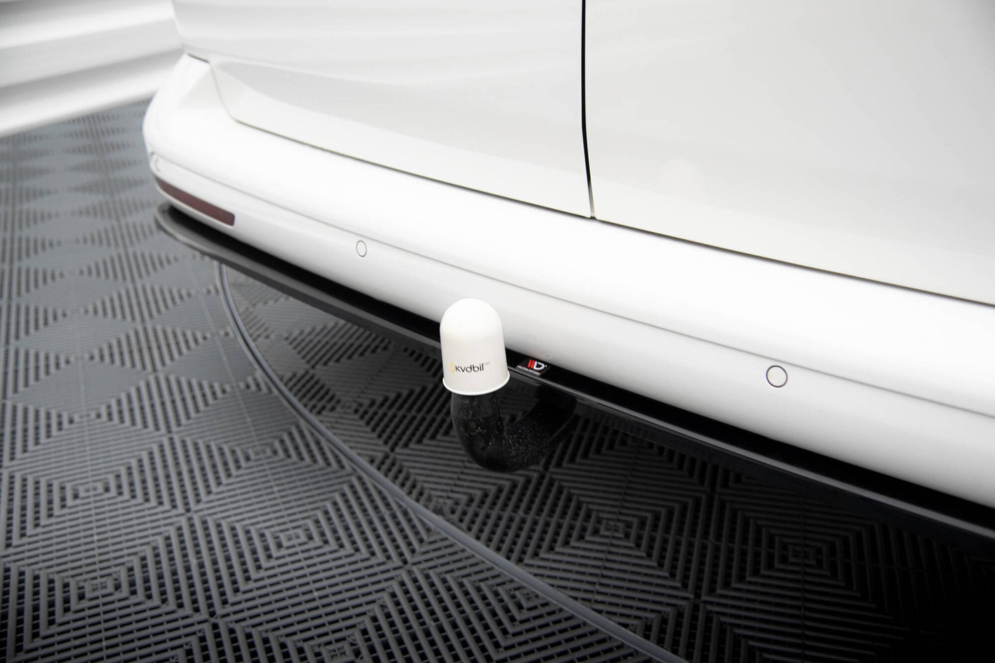 Maxton Design Splitter Post. - Volkswagen T6 - img 3