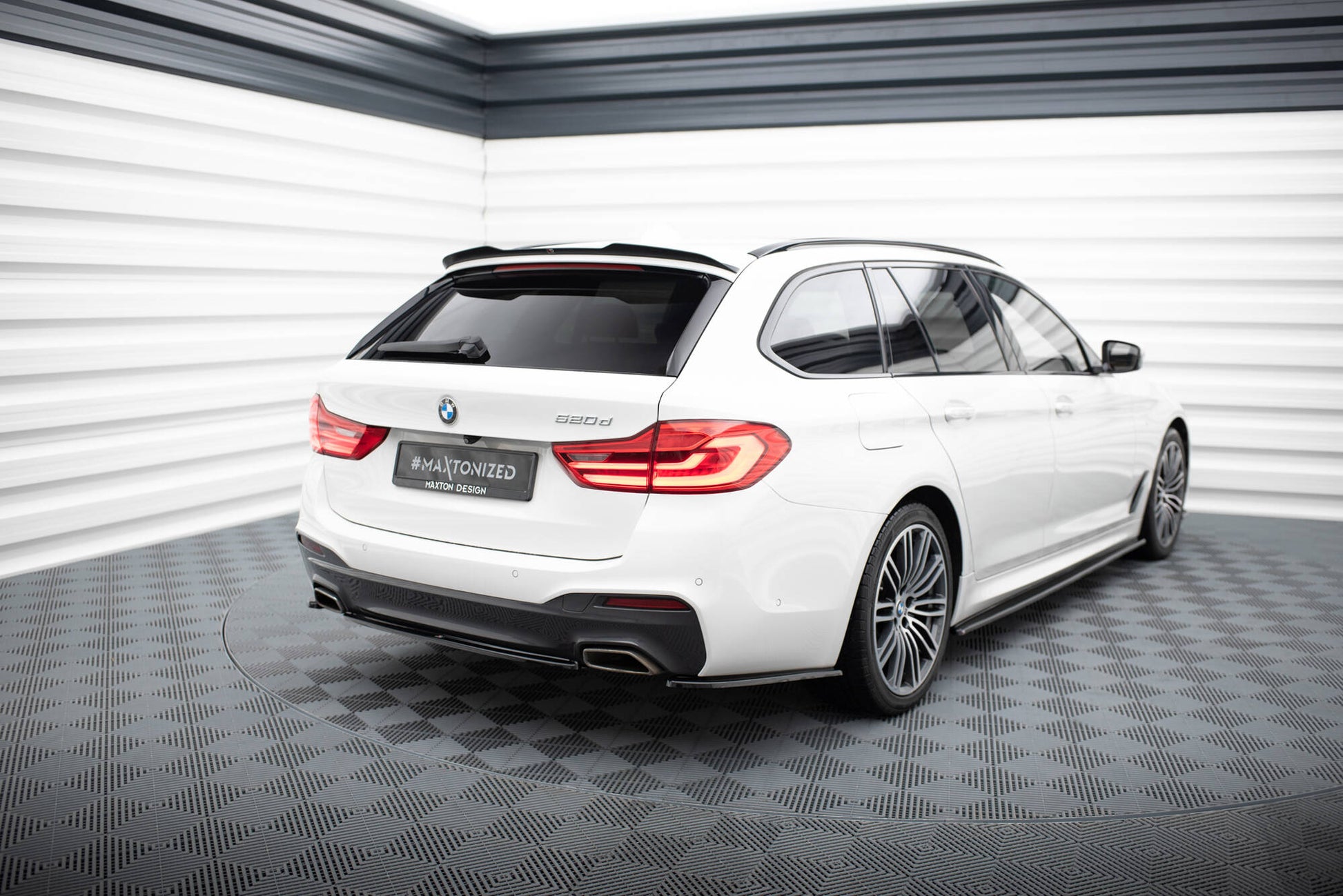 Maxton Design Splitter Post. - BMW Serie 5 G30-G31 - img 2