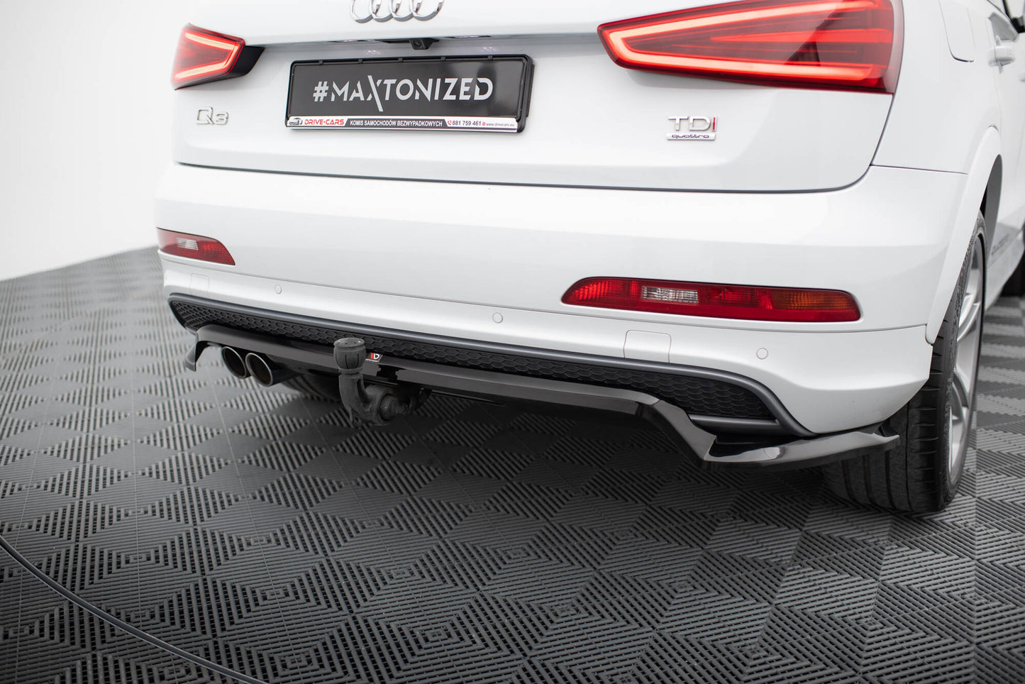 Maxton Design Splitter Post. - Audi Q3 8U
