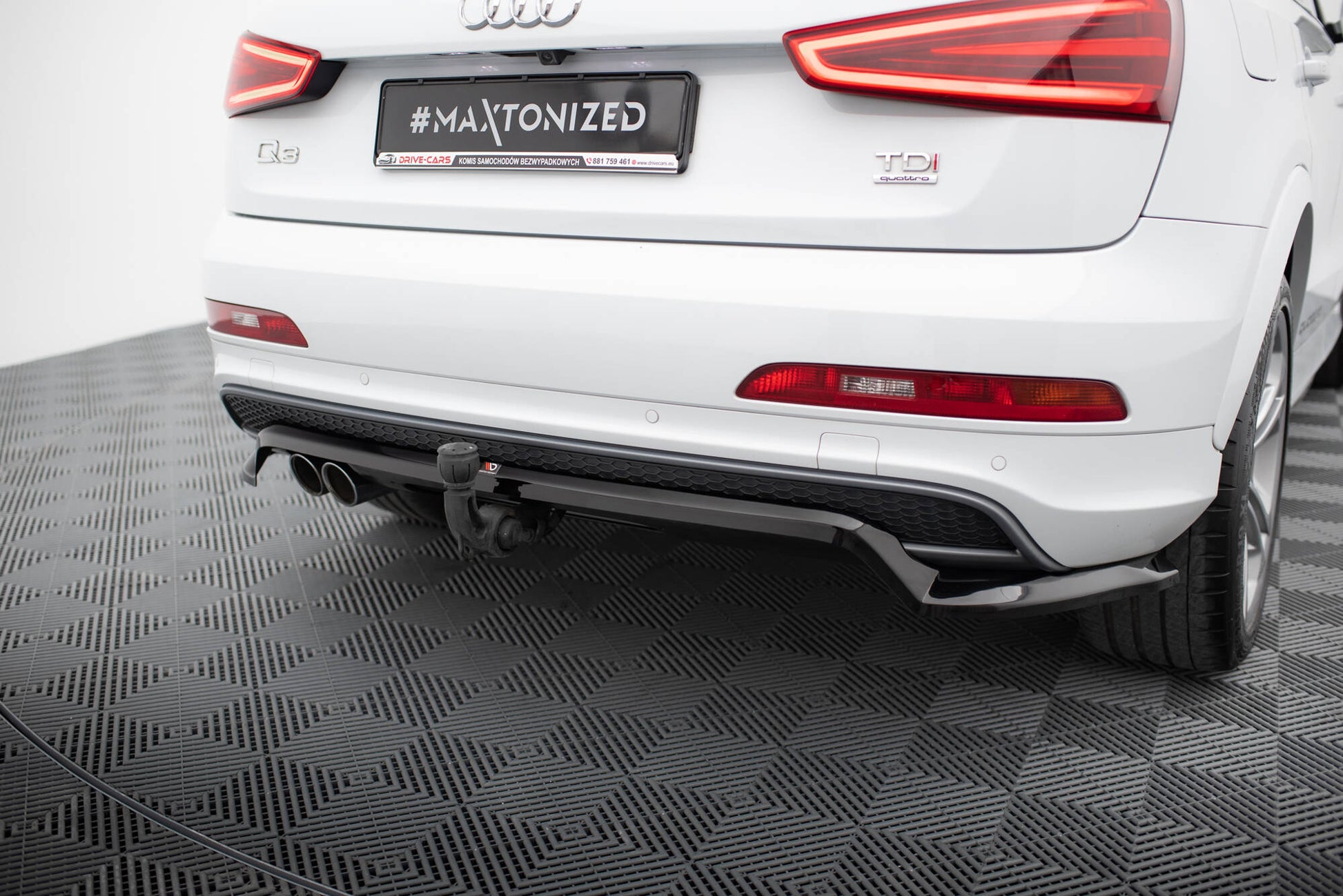 Maxton Design Splitter Post. - Audi Q3 8U