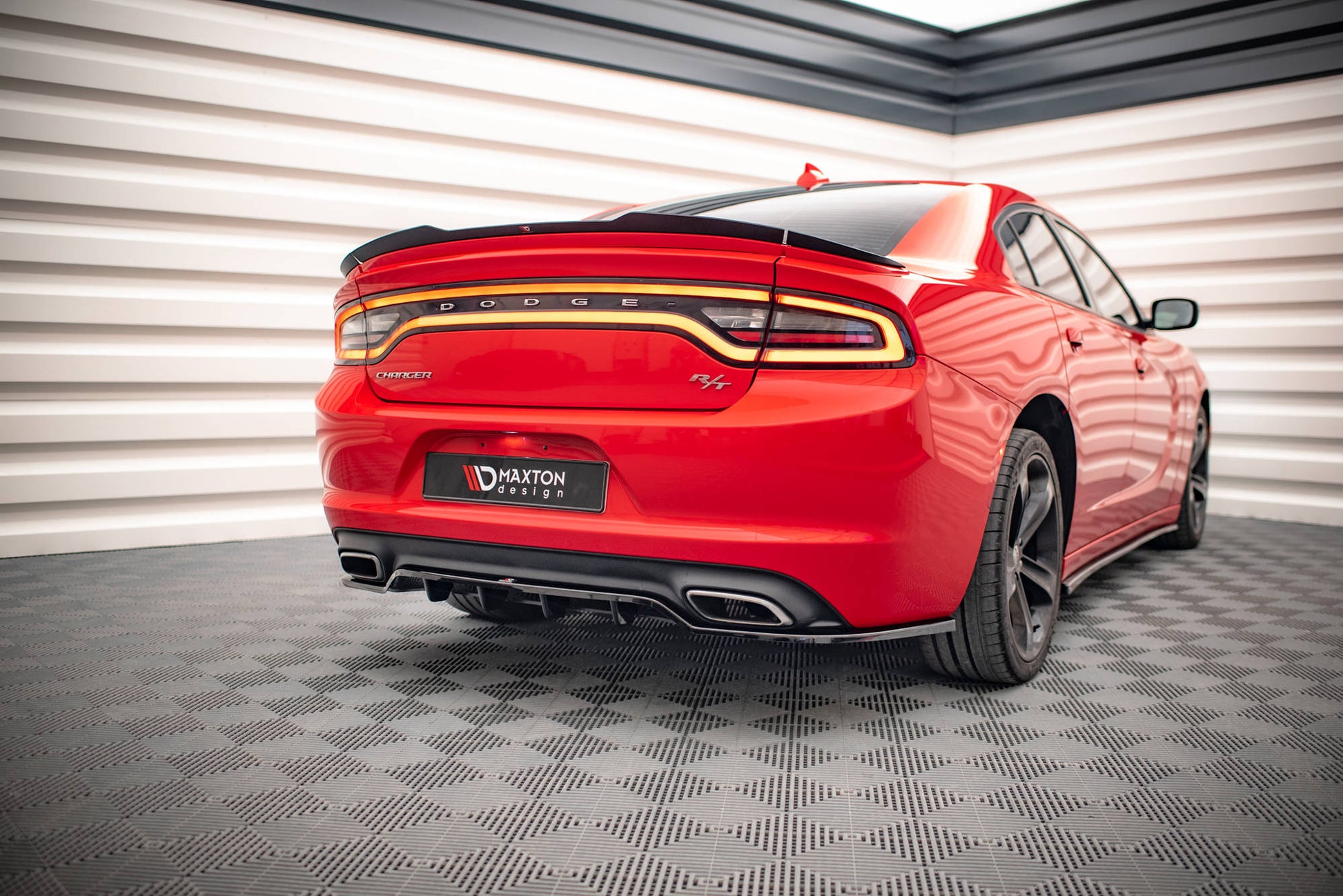Maxton Design Splitter Post. - Dodge Charger RT - img 3