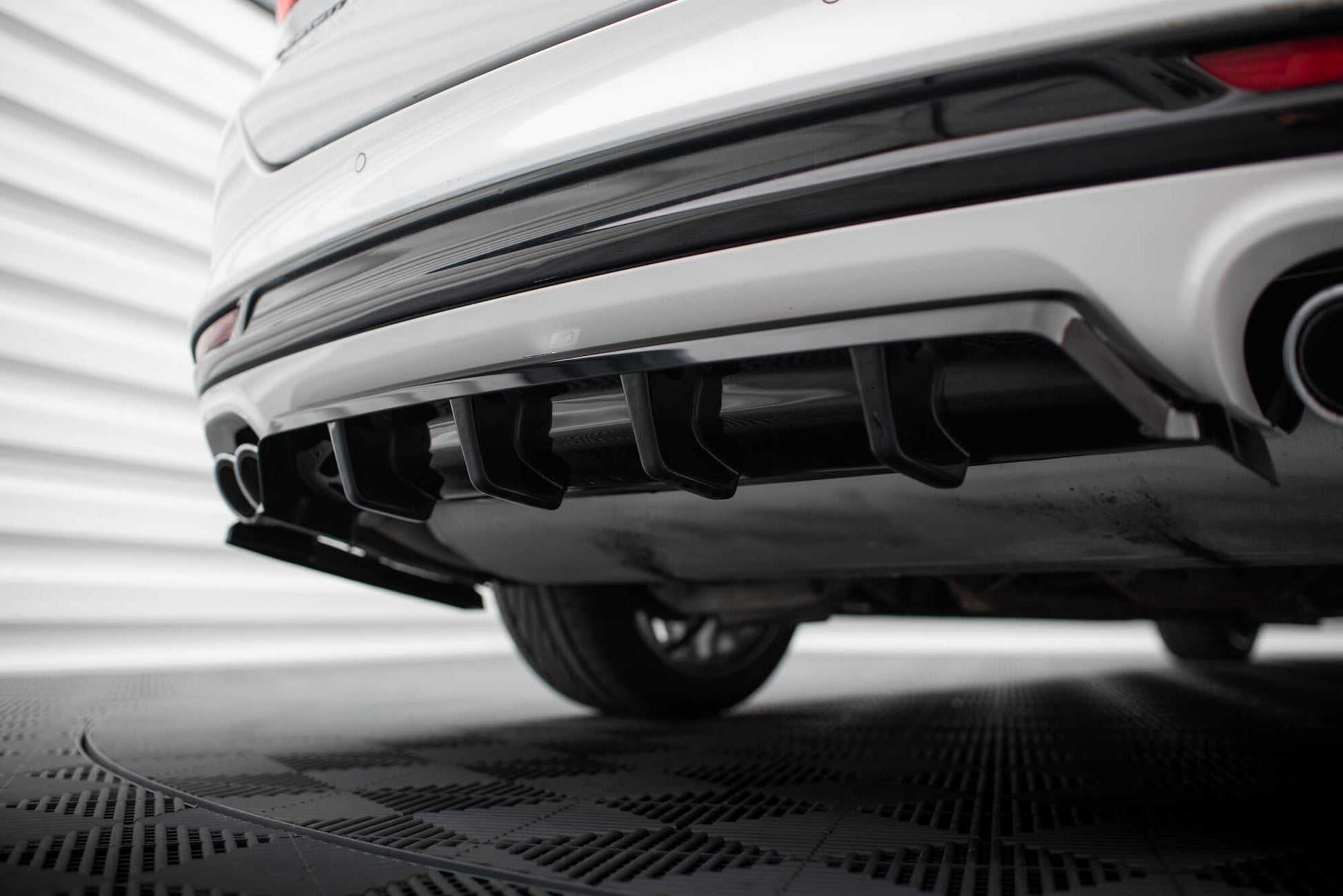 Maxton Design Splitter Post. - Ford Mondeo Mk5 - img 4