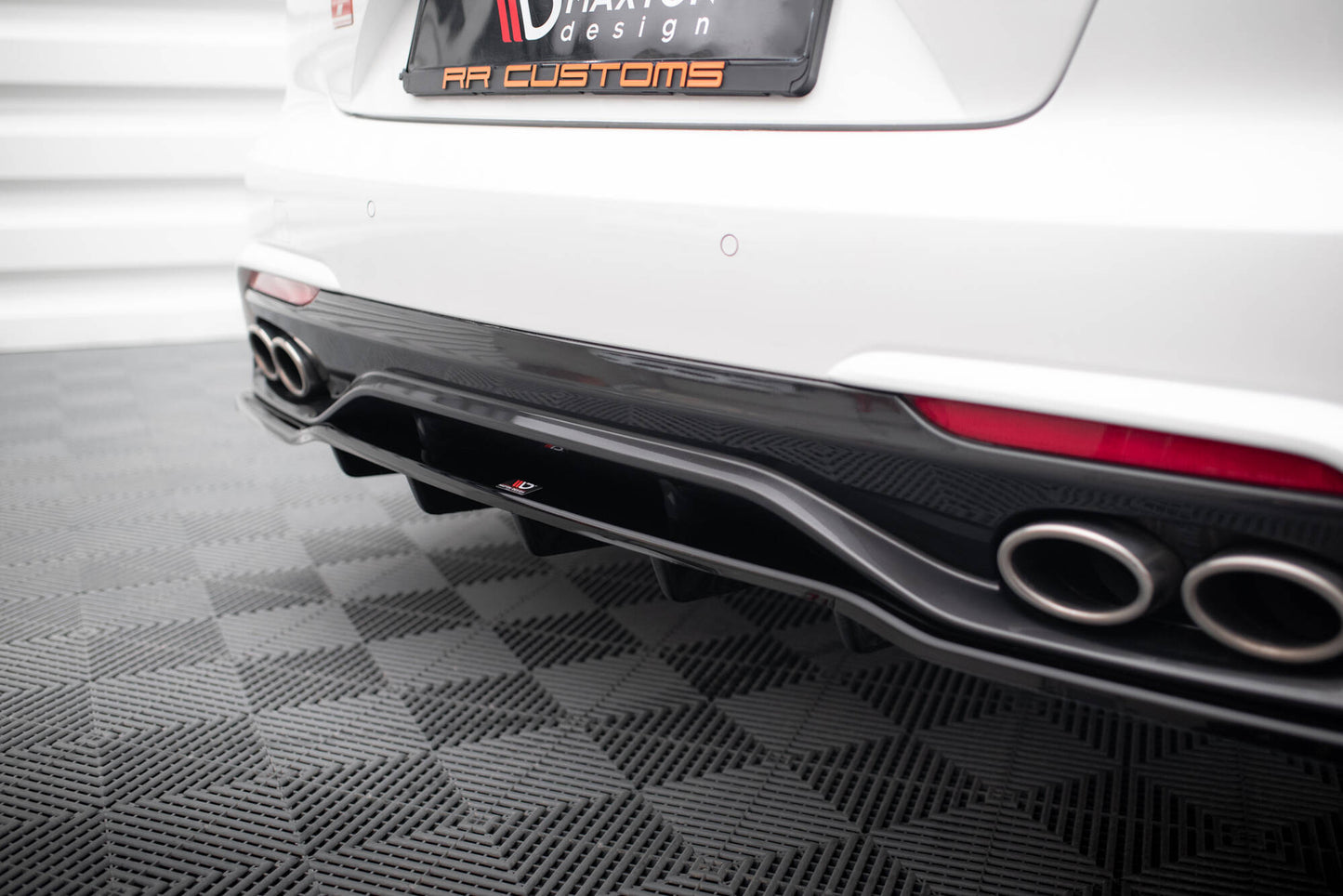 Maxton Design Splitter Post. - Kia Stinger GT - img 3