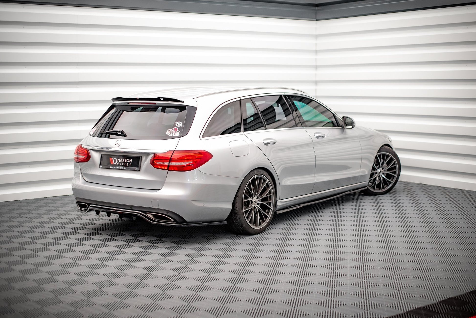 Maxton Design Splitter Post. - Mercedes C Klasa Standard - img 2