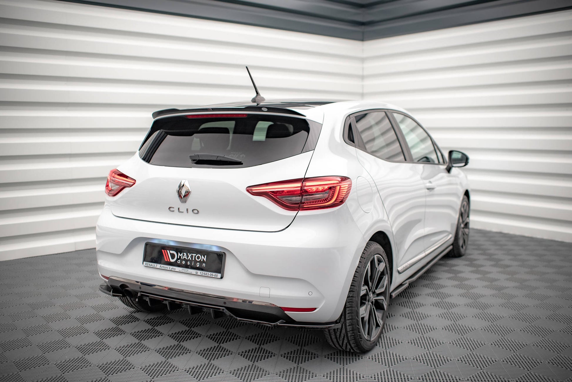 Maxton Design Splitter Post. - Renault Clio Mk5 - img 2